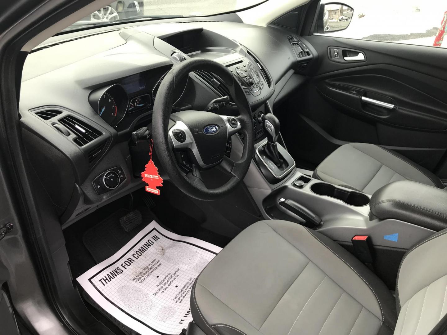 2014 Gray Ford Escape SE FWD (1FMCU0GX7EU) with an 1.6L L4 DOHC 16V engine, 6-Speed Automatic transmission, located at 577 Chester Pike, Prospect Park, PA, 19076, (610) 237-1015, 39.886154, -75.302338 - 2014 Ford Escape: Only 122k miles, great on gas, new PA inspection, SUPER CLEAN, runs LIKE NEW! This vehicle comes inspected and has been given a bumper to bumper safety check. It is very clean, reliable, and well maintained. We offer a unique pay plan that is known for being the easiest and fast - Photo#7