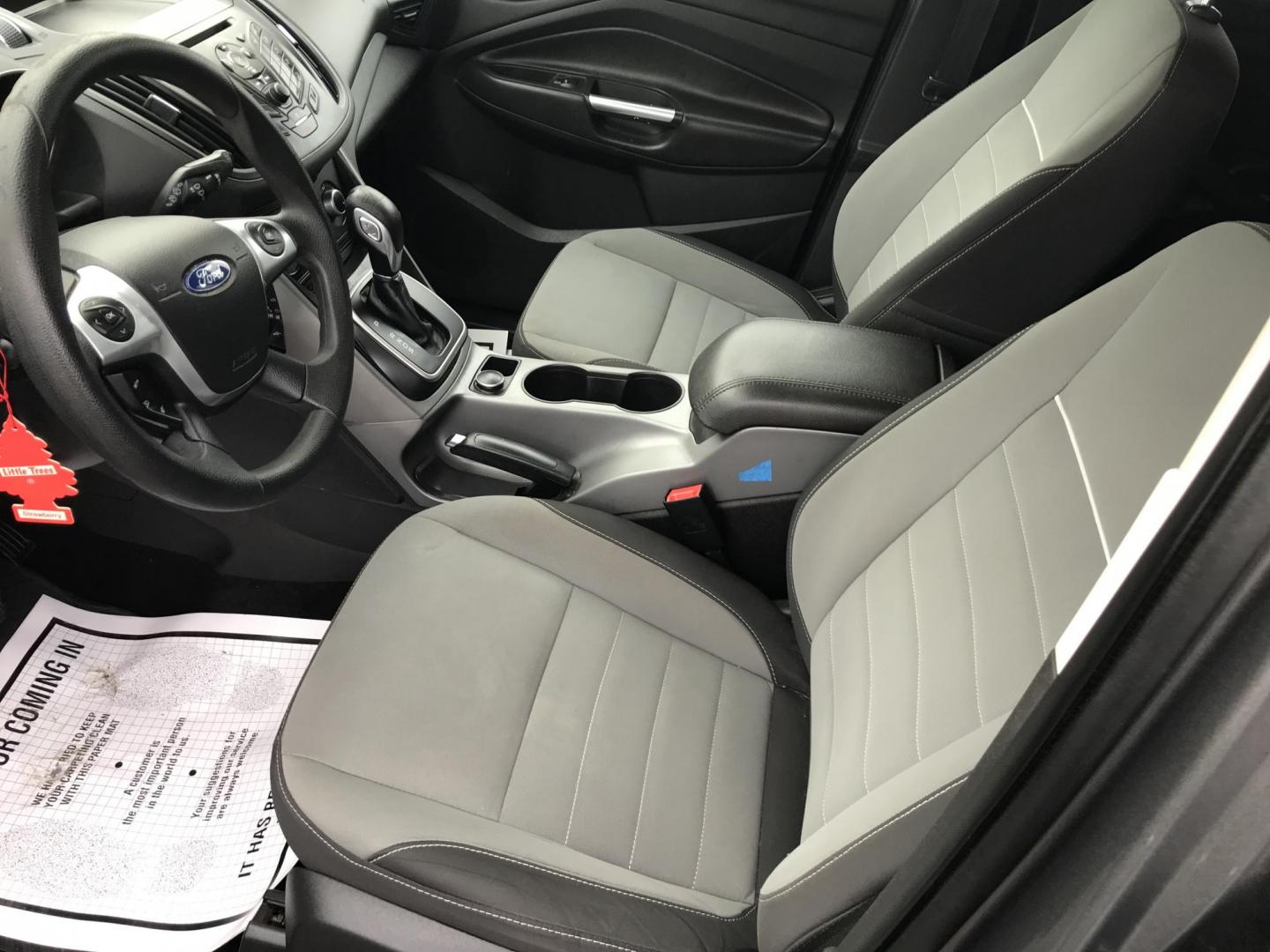 2014 Gray Ford Escape SE FWD (1FMCU0GX7EU) with an 1.6L L4 DOHC 16V engine, 6-Speed Automatic transmission, located at 577 Chester Pike, Prospect Park, PA, 19076, (610) 237-1015, 39.886154, -75.302338 - 2014 Ford Escape: Only 122k miles, great on gas, new PA inspection, SUPER CLEAN, runs LIKE NEW! This vehicle comes inspected and has been given a bumper to bumper safety check. It is very clean, reliable, and well maintained. We offer a unique pay plan that is known for being the easiest and fast - Photo#9
