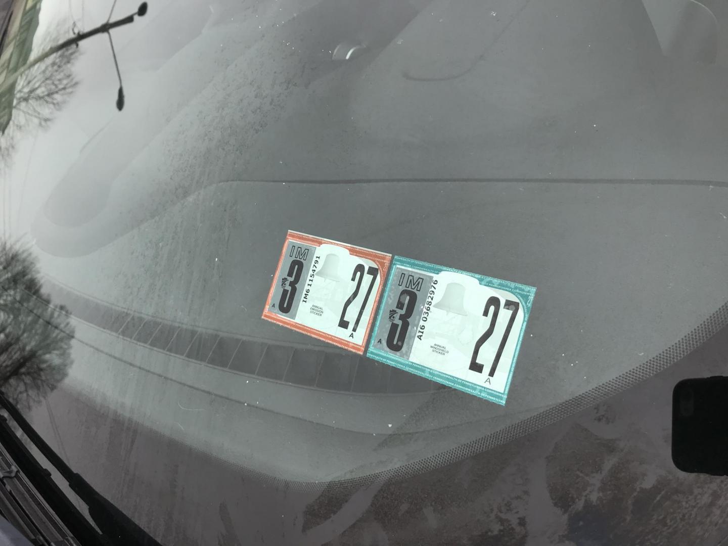 2019 Black /Black Ford Escape SE 4WD (1FMCU9GD9KU) with an 1.5L L4 DOHC 16V engine, 6A transmission, located at 577 Chester Pike, Prospect Park, PA, 19076, (610) 237-1015, 39.886154, -75.302338 - Photo#6