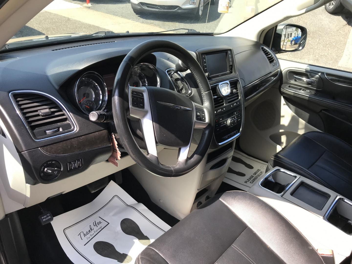 2016 Gray /Black Chrysler Town & Country Touring (2C4RC1BG3GR) with an 3.6L V6 DOHC 24V engine, 6A transmission, located at 577 Chester Pike, Prospect Park, PA, 19076, (610) 237-1015, 39.886154, -75.302338 - 2016 Chrylser Town & Country Touring 105k miles • DVD Player Example Financing: • $3,500 Down • $100 Weekly • $200 Bi-Weekly We finance our own vehicles. We do not obtain or review traditional consumer credit reports. Financing decisions are based on verified income, ability to repay,- Photo#10