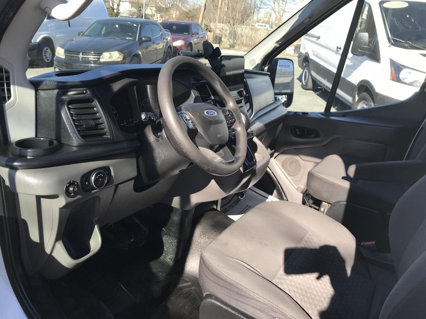 2020 White /Gray Ford Transit 350 (1FTBF4U85LK) with an 3.5 V6 engine, Automatic transmission, located at 577 Chester Pike, Prospect Park, PA, 19076, (610) 237-1015, 39.886154, -75.302338 - Photo#9