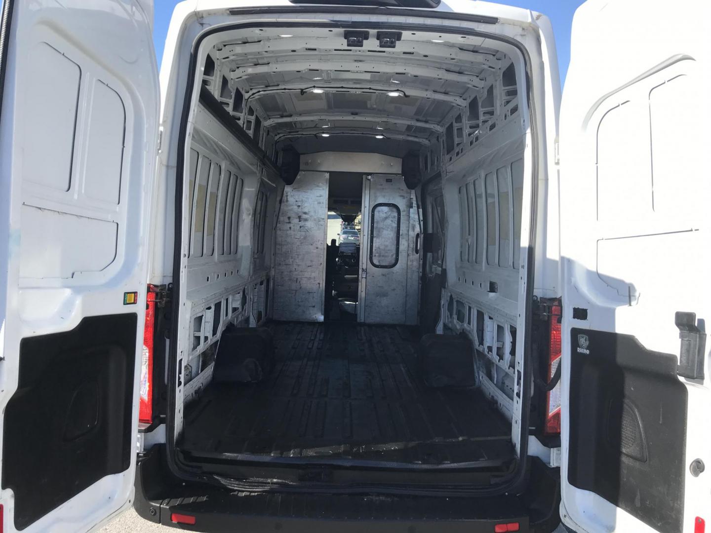2020 White /Gray Ford Transit 350 (1FTBF4U85LK) with an 3.5 V6 engine, Automatic transmission, located at 577 Chester Pike, Prospect Park, PA, 19076, (610) 237-1015, 39.886154, -75.302338 - Photo#16