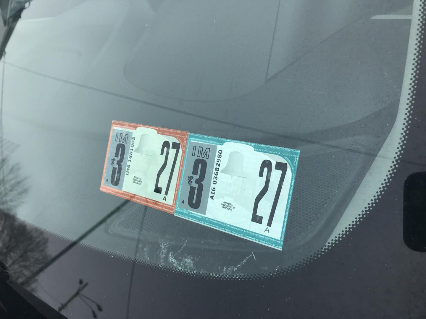 2018 Blue /Gray Chevrolet Equinox LS (3GNAXHEV2JS) with an 1.5L L4 DIR DOHC 16V TURBO engine, 6A transmission, located at 577 Chester Pike, Prospect Park, PA, 19076, (610) 237-1015, 39.886154, -75.302338 - 2018 Chevrolet Equinox LS: Backup camera, new PA inspection, SUPER CLEAN, runs LIKE NEW! This vehicle comes inspected and has been given a bumper to bumper safety check. It is very clean, reliable, and well maintained. We offer a unique pay plan that is known for being the easiest and fastest fin - Photo#6