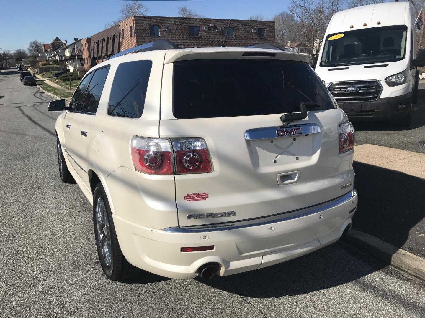2012 White /Black GMC Acadia Denali AWD (1GKKVTED8CJ) with an 3.6L V6 DOHC 24V engine, 6-Speed Automatic transmission, located at 577 Chester Pike, Prospect Park, PA, 19076, (610) 237-1015, 39.886154, -75.302338 - 2012 GMC Acadia Denali: AWD, 3rd row seating, sunroofs, DVD player, navigation system, SUPER CLEAN, runs LIKE NEW! This vehicle comes inspected and has been given a bumper to bumper safety check. It is very clean, reliable, and well maintained. We offer a unique pay plan that is known for being t - Photo#5