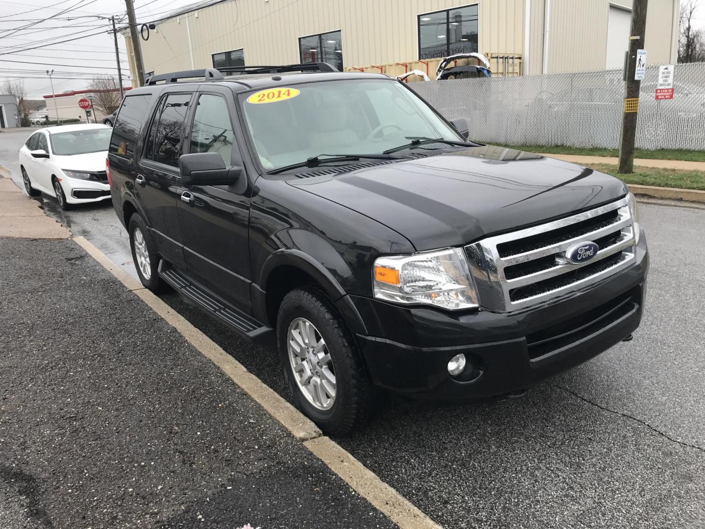2014 Black /Beige Ford Expedition XLT 4WD (1FMJU1J53EE) with an 5.4L V8 SOHC 16V FFV engine, 6-Speed Automatic transmission, located at 577 Chester Pike, Prospect Park, PA, 19076, (610) 237-1015, 39.886154, -75.302338 - 2014 Ford Expedition XLT: 3rd row seating, 4x4, sunroof, new PA inspection, SUPER CLEAN, runs LIKE NEW! This vehicle comes inspected and has been given a bumper to bumper safety check. It is very clean, reliable, and well maintained. We offer a unique pay plan that is known for being the easiest - Photo#3