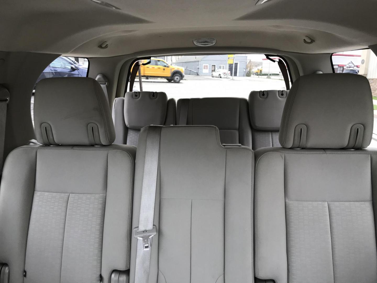 2014 Gray /Beige Ford Expedition XLT 4WD (1FMJU1J52EE) with an 5.4L V8 SOHC 16V FFV engine, 6-Speed Automatic transmission, located at 577 Chester Pike, Prospect Park, PA, 19076, (610) 237-1015, 39.886154, -75.302338 - Photo#15