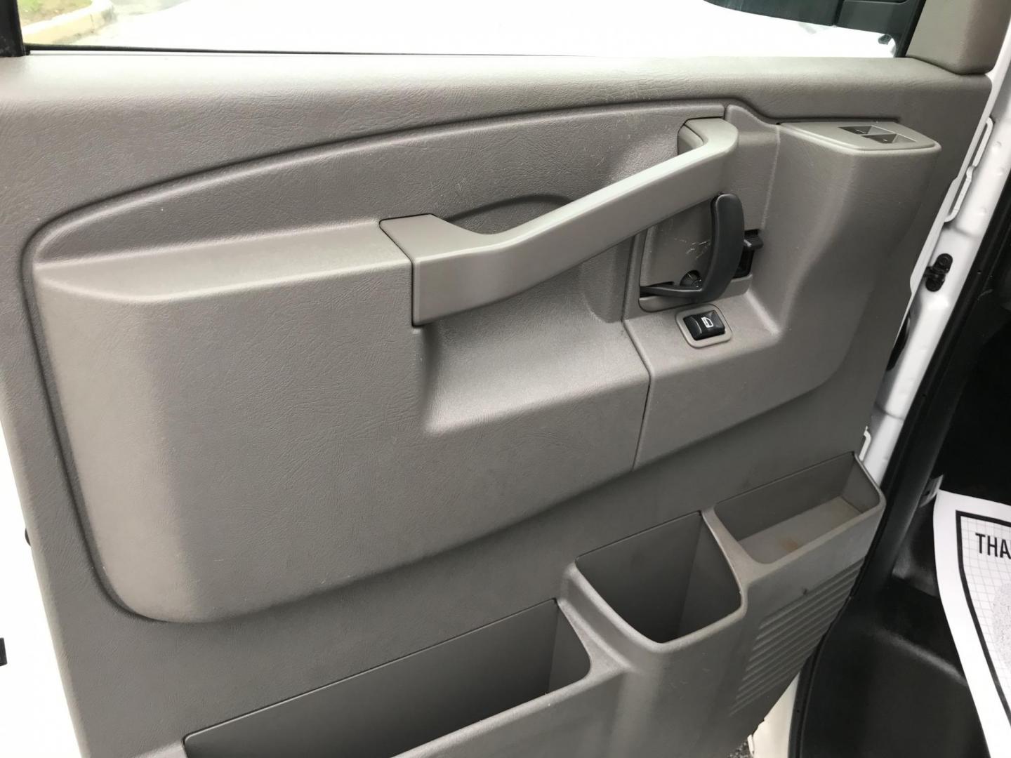 2020 White /Gray Chevrolet Express 2500 Cargo (1GCWGAFP4L1) with an 4.3L V6 engine, 6A transmission, located at 577 Chester Pike, Prospect Park, PA, 19076, (610) 237-1015, 39.886154, -75.302338 - 2020 Chevy Express 2500: Ladder racks, shelving, partition, no side or rear windows, new PA inspection, FLEET MAINTAINED! This vehicle comes inspected and has been given a bumper to bumper safety check. It is very clean, reliable, and well maintained. We offer a unique pay plan that is known for - Photo#8