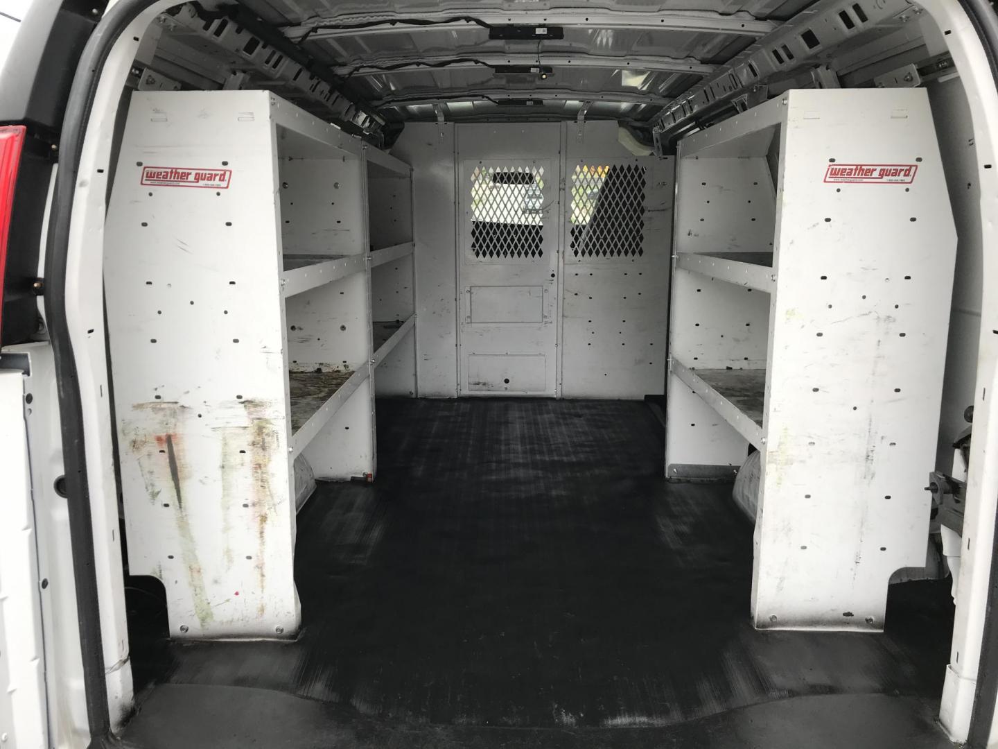 2020 White /Gray Chevrolet Express 2500 Cargo (1GCWGAFP4L1) with an 4.3L V6 engine, 6A transmission, located at 577 Chester Pike, Prospect Park, PA, 19076, (610) 237-1015, 39.886154, -75.302338 - 2020 Chevy Express 2500: Ladder racks, shelving, partition, no side or rear windows, new PA inspection, FLEET MAINTAINED! This vehicle comes inspected and has been given a bumper to bumper safety check. It is very clean, reliable, and well maintained. We offer a unique pay plan that is known for - Photo#15