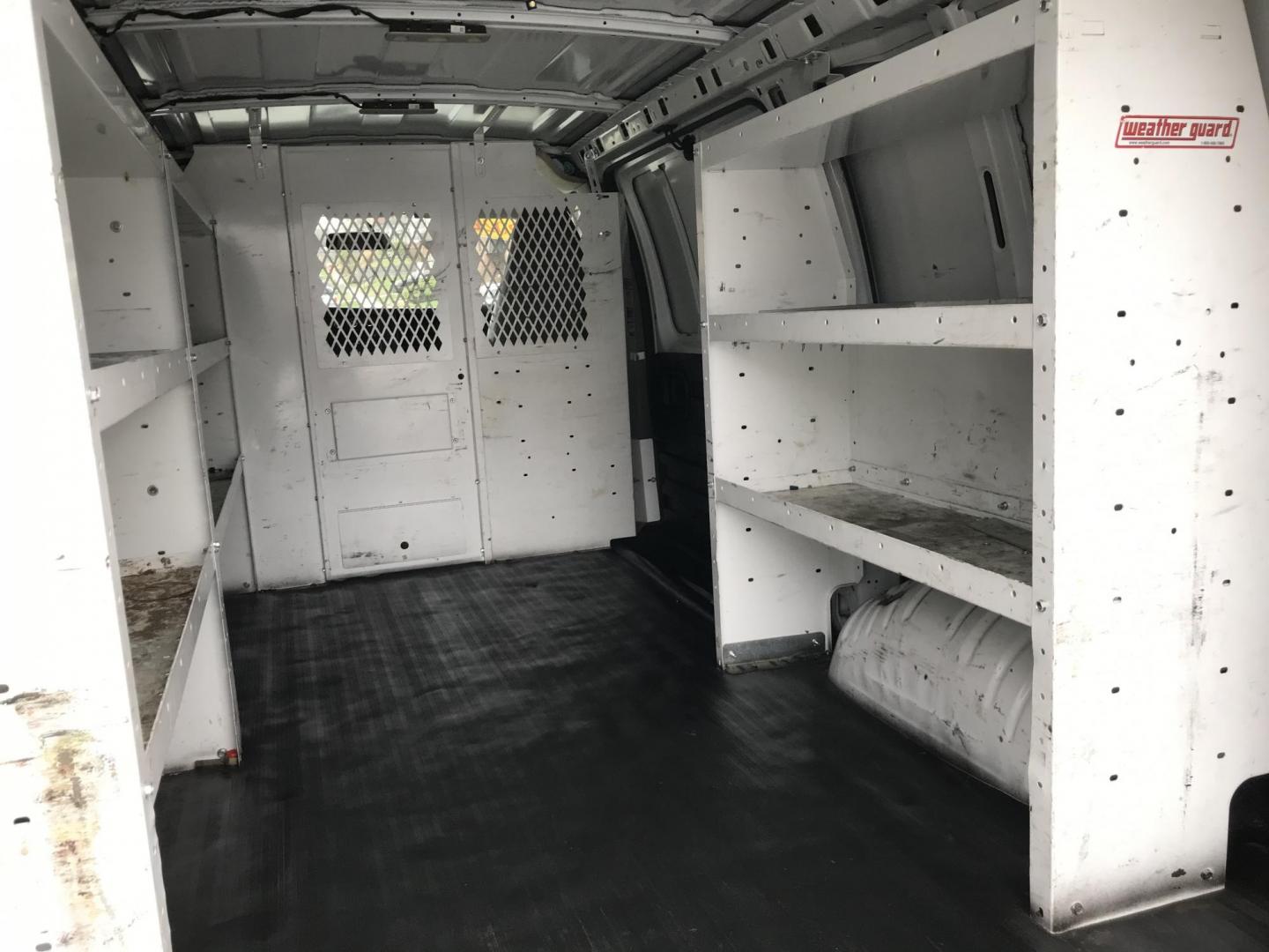 2020 White /Gray Chevrolet Express 2500 Cargo (1GCWGAFP4L1) with an 4.3L V6 engine, 6A transmission, located at 577 Chester Pike, Prospect Park, PA, 19076, (610) 237-1015, 39.886154, -75.302338 - 2020 Chevy Express 2500: Ladder racks, shelving, partition, no side or rear windows, new PA inspection, FLEET MAINTAINED! This vehicle comes inspected and has been given a bumper to bumper safety check. It is very clean, reliable, and well maintained. We offer a unique pay plan that is known for - Photo#17