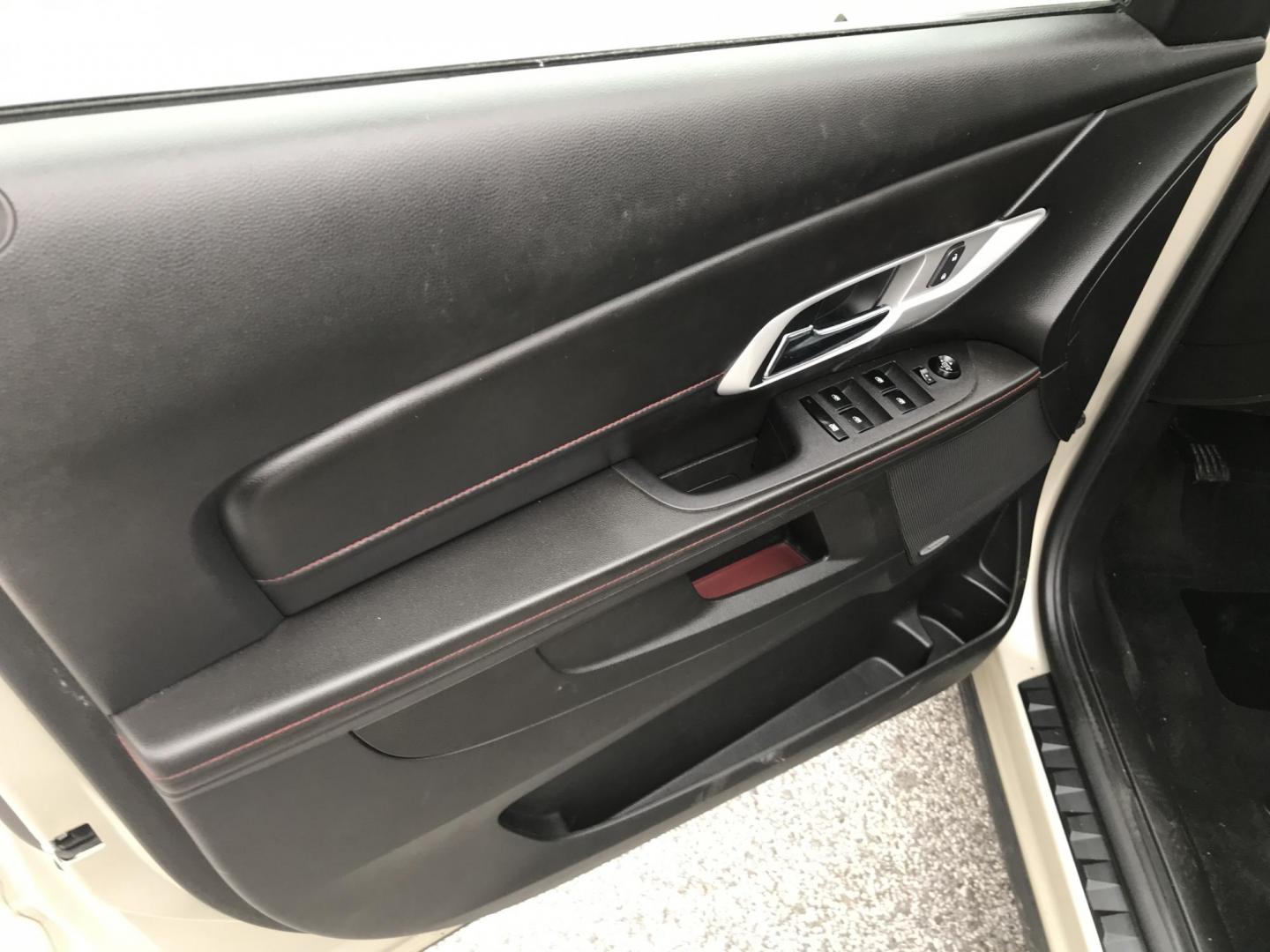 2013 Gold /Black GMC Terrain SLT1 (2GKALUEKXD6) with an 2.4L L4 DOHC 16V FFV engine, 6-Speed Automatic transmission, located at 577 Chester Pike, Prospect Park, PA, 19076, (610) 237-1015, 39.886154, -75.302338 - 2013 GMC Terrain SLT: Only 116k miles, backup camera, new PA inspection, great on gas, SUPER CLEAN, runs LIKE NEW! This vehicle comes inspected and has been given a bumper to bumper safety check. It is very clean, reliable, and well maintained. We offer a unique pay plan that is known for being t - Photo#8