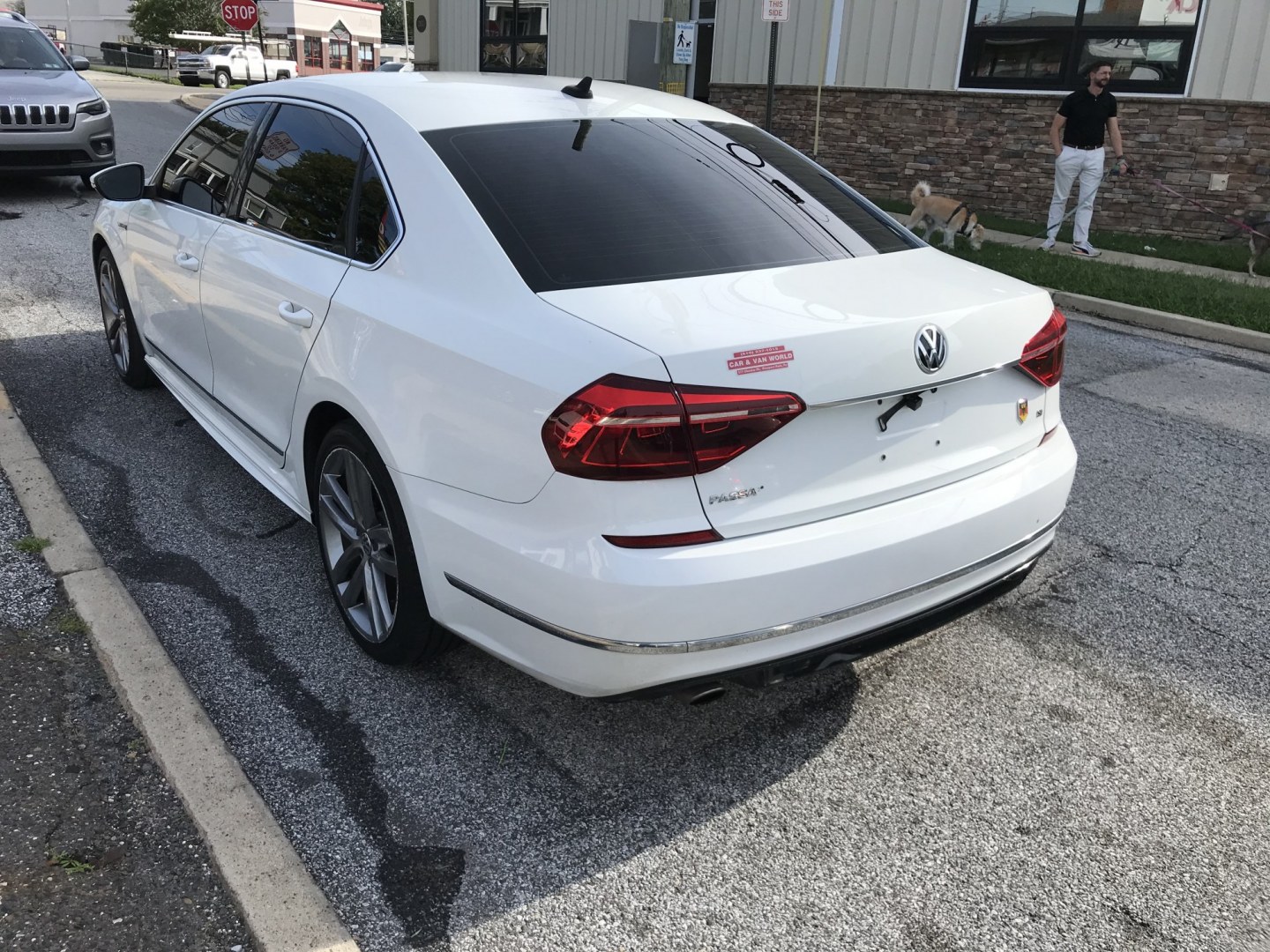 2017 White /Tan Volkswagen Passat R-Line (1VWDT7A34HC) with an 1.8L L4 Gas engine, 6A transmission, located at 577 Chester Pike, Prospect Park, PA, 19076, (610) 237-1015, 39.886154, -75.302338 - 2017 Volkswagen Passat: Screen radio w/ backup camera, great on gas, new PA inspection, SUPER CLEAN, runs LIKE NEW! This vehicle comes inspected and has been given a bumper to bumper safety check. It is very clean, reliable, and well maintained. We offer a unique pay plan that is known for being- Photo#4
