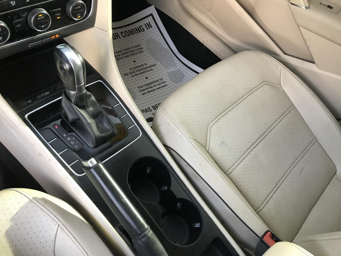 2017 White /Tan Volkswagen Passat R-Line (1VWDT7A34HC) with an 1.8L L4 Gas engine, 6A transmission, located at 577 Chester Pike, Prospect Park, PA, 19076, (610) 237-1015, 39.886154, -75.302338 - 2017 Volkswagen Passat: Screen radio w/ backup camera, great on gas, new PA inspection, SUPER CLEAN, runs LIKE NEW! This vehicle comes inspected and has been given a bumper to bumper safety check. It is very clean, reliable, and well maintained. We offer a unique pay plan that is known for being- Photo#12