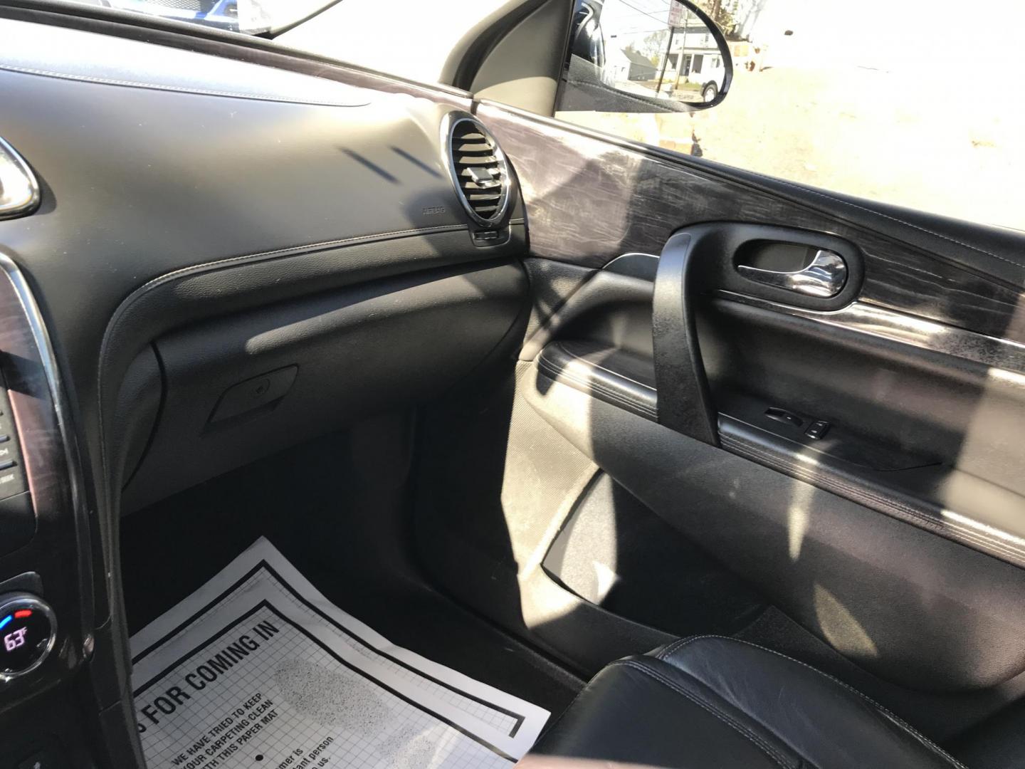 2017 Blue /Black Buick Enclave Leather AWD (5GAKVBKD4HJ) with an 3.6L V6 DOHC 24V engine, 6A transmission, located at 577 Chester Pike, Prospect Park, PA, 19076, (610) 237-1015, 39.886154, -75.302338 - Photo#18