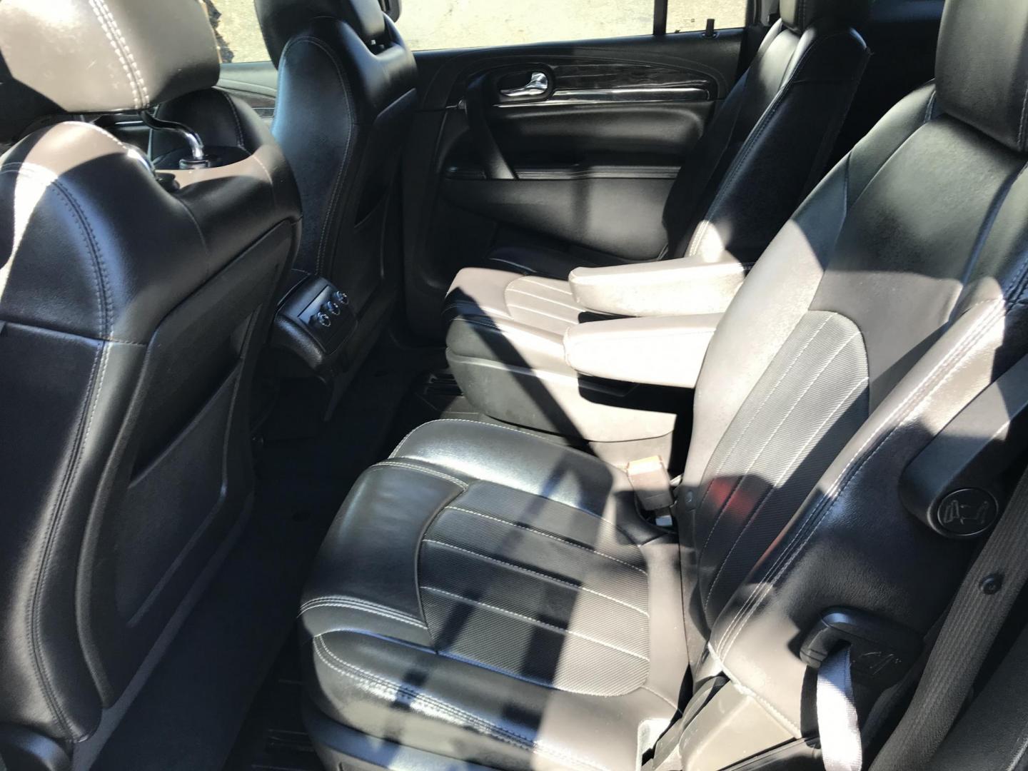 2017 Blue /Black Buick Enclave Leather AWD (5GAKVBKD4HJ) with an 3.6L V6 DOHC 24V engine, 6A transmission, located at 577 Chester Pike, Prospect Park, PA, 19076, (610) 237-1015, 39.886154, -75.302338 - Photo#20