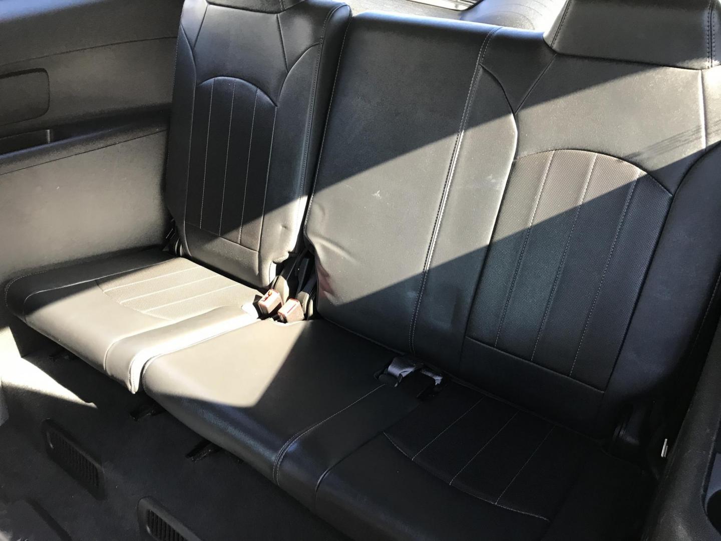 2017 Blue /Black Buick Enclave Leather AWD (5GAKVBKD4HJ) with an 3.6L V6 DOHC 24V engine, 6A transmission, located at 577 Chester Pike, Prospect Park, PA, 19076, (610) 237-1015, 39.886154, -75.302338 - Photo#21