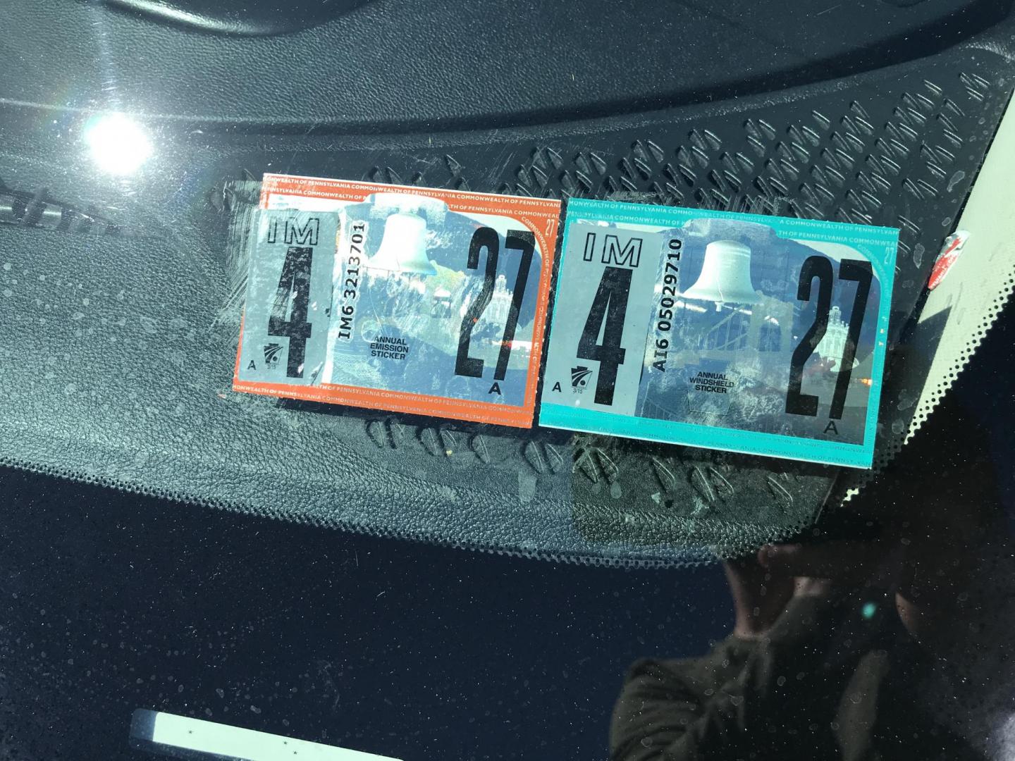 2013 Black /Black Dodge Dart SXT (1C3CDFBA1DD) with an 2.0L L4 DOHC 16V TURBO engine, Automatic transmission, located at 577 Chester Pike, Prospect Park, PA, 19076, (610) 237-1015, 39.886154, -75.302338 - 2013 Dodge Dart SXT: Only 117k miles, new PA inspection, great on gas, SUPER CLEAN, runs LIKE NEW! This vehicle comes inspected and has been given a bumper to bumper safety check. It is very clean, reliable, and well maintained. We offer a unique pay plan that is known for being the easiest and f - Photo#4