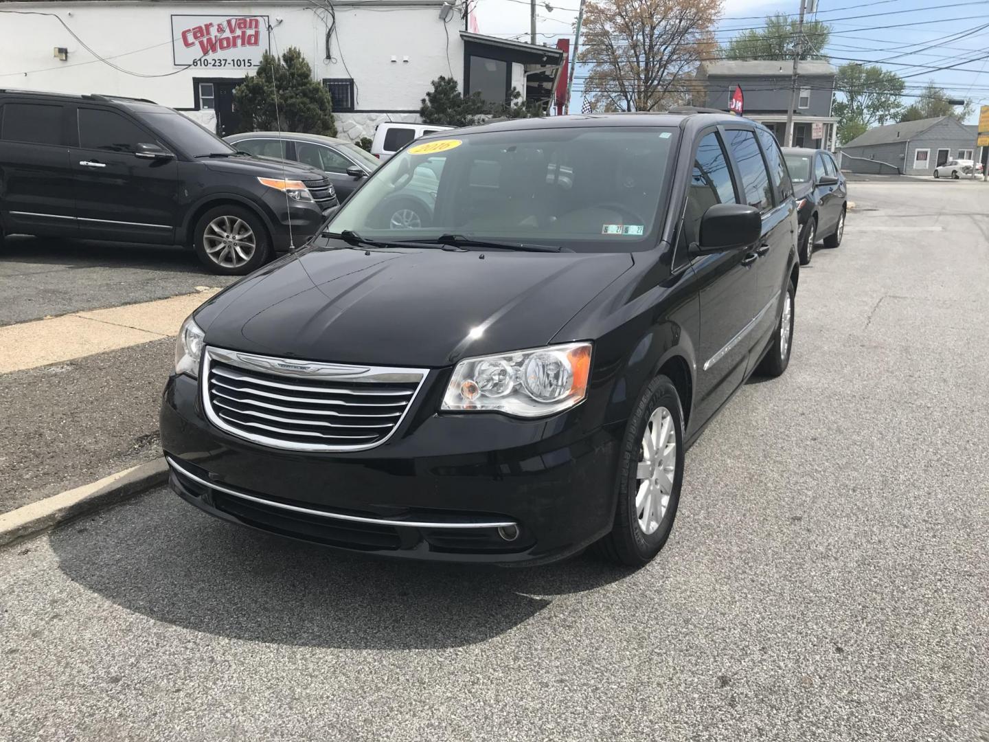 2016 Black /Tan Chrysler Town & Country Touring (2C4RC1BG5GR) with an 3.6L V6 DOHC 24V engine, 6A transmission, located at 577 Chester Pike, Prospect Park, PA, 19076, (610) 237-1015, 39.886154, -75.302338 - 2016 Chrysler Town & Country Touring: DVD player, stow and go seating, new PA inspection, SUPER CLEAN, runs LIKE NEW! This vehicle comes inspected and has been given a bumper to bumper safety check. It is very clean, reliable, and well maintained. We offer a unique pay plan that is known for bein - Photo#2