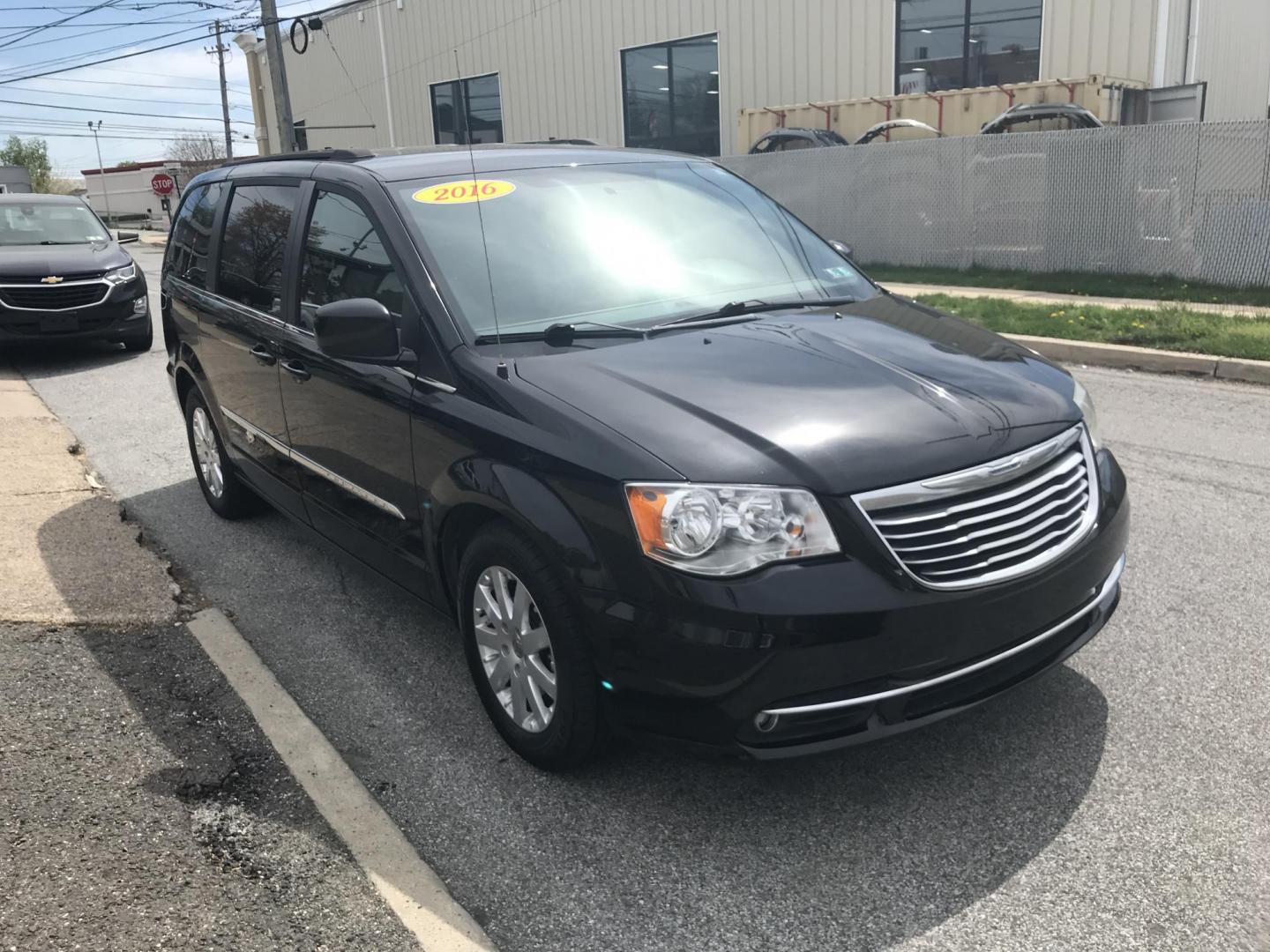 2016 Black /Tan Chrysler Town & Country Touring (2C4RC1BG5GR) with an 3.6L V6 DOHC 24V engine, 6A transmission, located at 577 Chester Pike, Prospect Park, PA, 19076, (610) 237-1015, 39.886154, -75.302338 - 2016 Chrysler Town & Country Touring: DVD player, stow and go seating, new PA inspection, SUPER CLEAN, runs LIKE NEW! This vehicle comes inspected and has been given a bumper to bumper safety check. It is very clean, reliable, and well maintained. We offer a unique pay plan that is known for bein - Photo#3