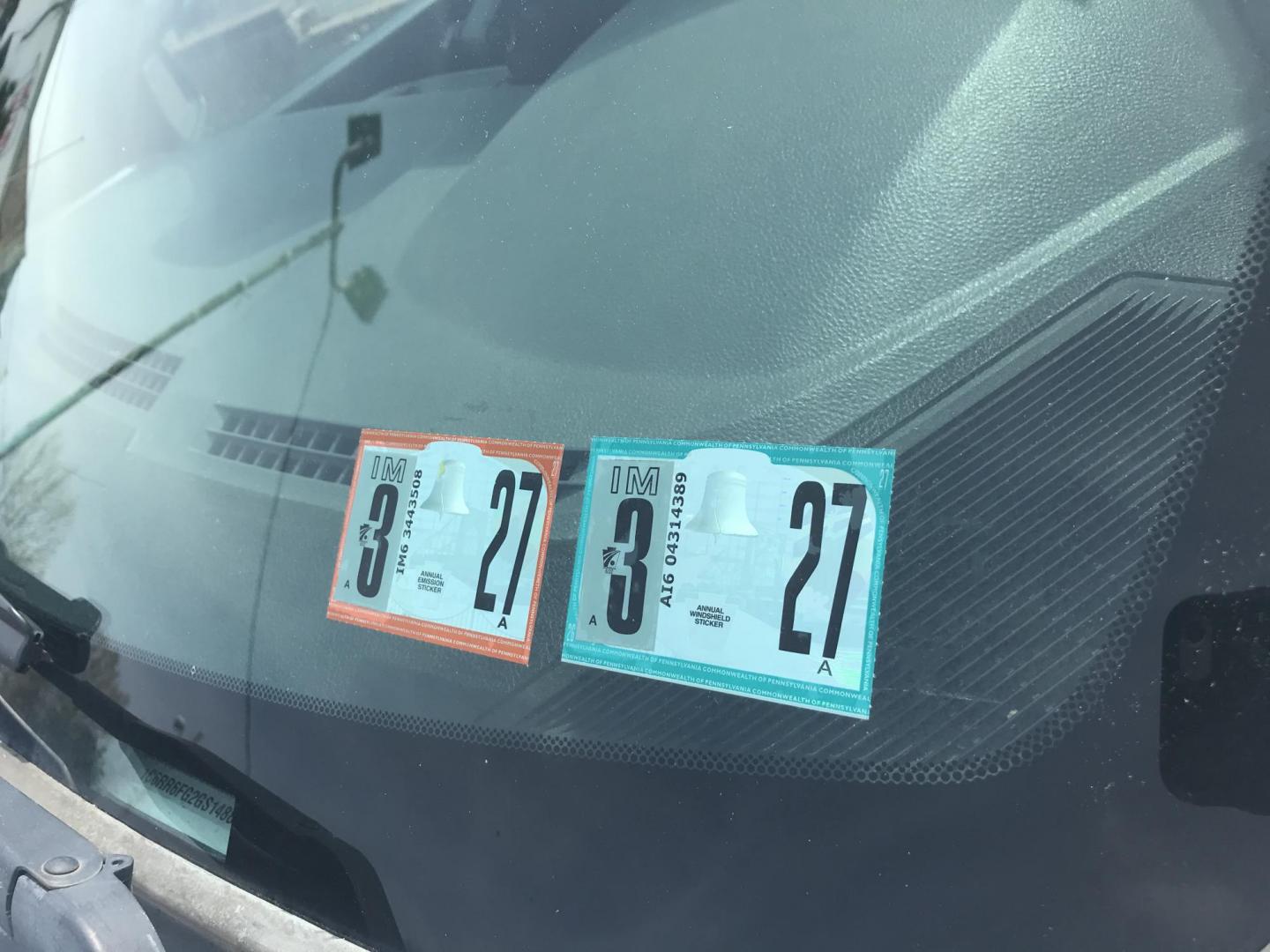 2016 White /Gray RAM 1500 Tradesman Quad Cab (1C6RR6FG2GS) with an 3.6L V6 DOHC 24V FFV engine, 6A transmission, located at 577 Chester Pike, Prospect Park, PA, 19076, (610) 237-1015, 39.886154, -75.302338 - 2016 Ram 1500 Tradesman: Quad Cab, backup camera, trailer hitch, new PA inspection, FLEET MAINTAINED, runs LIKE NEW! This vehicle comes inspected and has been given a bumper to bumper safety check. It is very clean, reliable, and well maintained. We offer a unique pay plan that is known for being - Photo#7