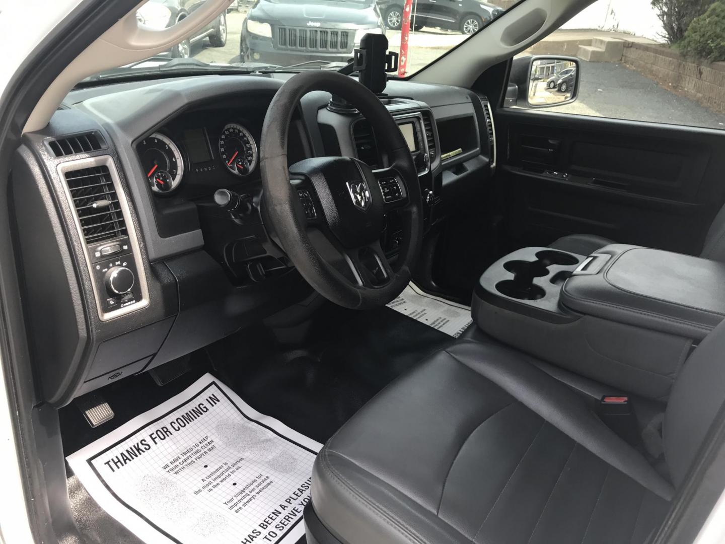 2016 White /Gray RAM 1500 Tradesman Quad Cab (1C6RR6FG2GS) with an 3.6L V6 DOHC 24V FFV engine, 6A transmission, located at 577 Chester Pike, Prospect Park, PA, 19076, (610) 237-1015, 39.886154, -75.302338 - 2016 Ram 1500 Tradesman: Quad Cab, backup camera, trailer hitch, new PA inspection, FLEET MAINTAINED, runs LIKE NEW! This vehicle comes inspected and has been given a bumper to bumper safety check. It is very clean, reliable, and well maintained. We offer a unique pay plan that is known for being - Photo#8