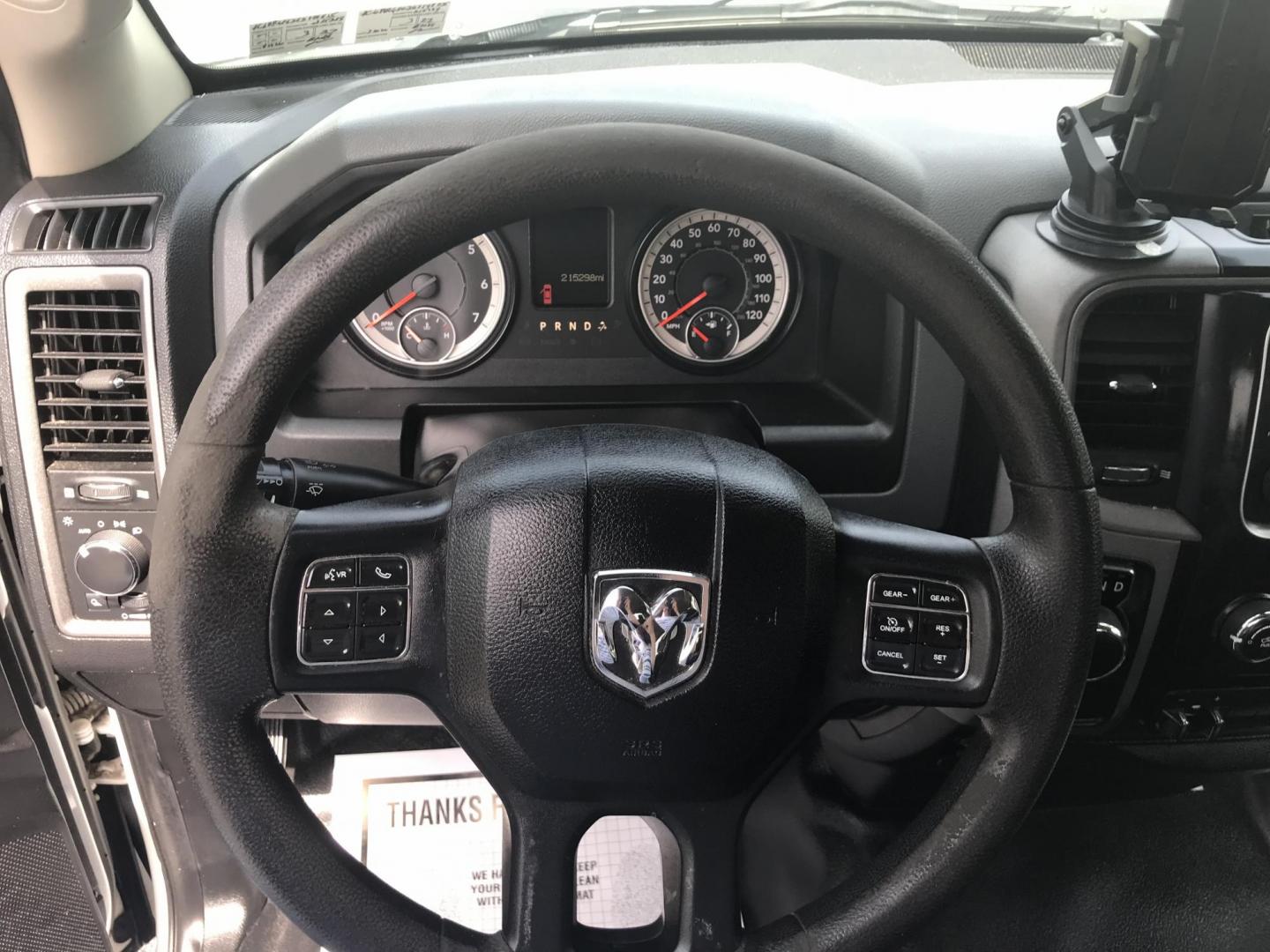 2016 White /Gray RAM 1500 Tradesman Quad Cab (1C6RR6FG2GS) with an 3.6L V6 DOHC 24V FFV engine, 6A transmission, located at 577 Chester Pike, Prospect Park, PA, 19076, (610) 237-1015, 39.886154, -75.302338 - 2016 Ram 1500 Tradesman: Quad Cab, backup camera, trailer hitch, new PA inspection, FLEET MAINTAINED, runs LIKE NEW! This vehicle comes inspected and has been given a bumper to bumper safety check. It is very clean, reliable, and well maintained. We offer a unique pay plan that is known for being - Photo#12