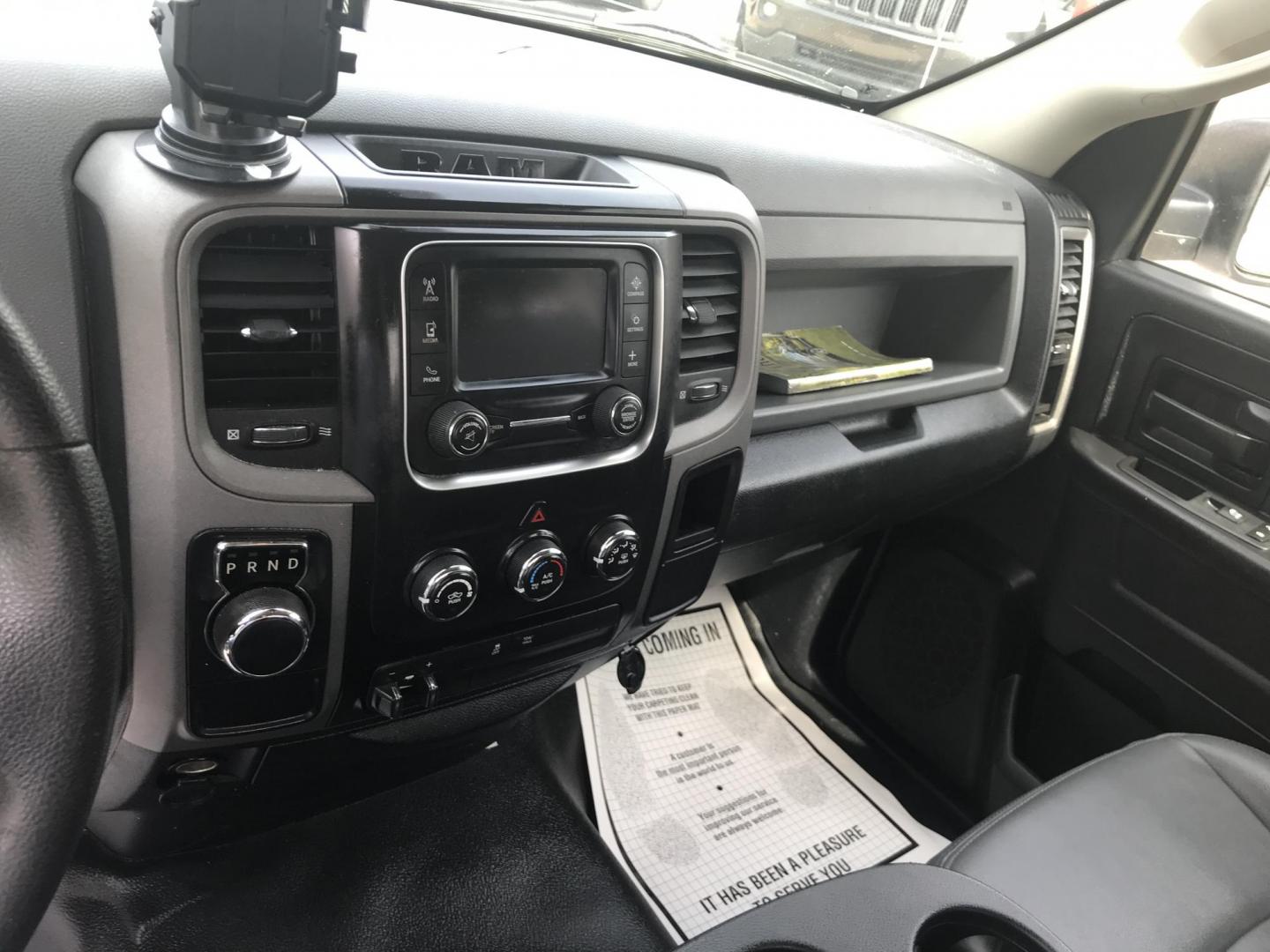2016 White /Gray RAM 1500 Tradesman Quad Cab (1C6RR6FG2GS) with an 3.6L V6 DOHC 24V FFV engine, 6A transmission, located at 577 Chester Pike, Prospect Park, PA, 19076, (610) 237-1015, 39.886154, -75.302338 - 2016 Ram 1500 Tradesman: Quad Cab, backup camera, trailer hitch, new PA inspection, FLEET MAINTAINED, runs LIKE NEW! This vehicle comes inspected and has been given a bumper to bumper safety check. It is very clean, reliable, and well maintained. We offer a unique pay plan that is known for being - Photo#13