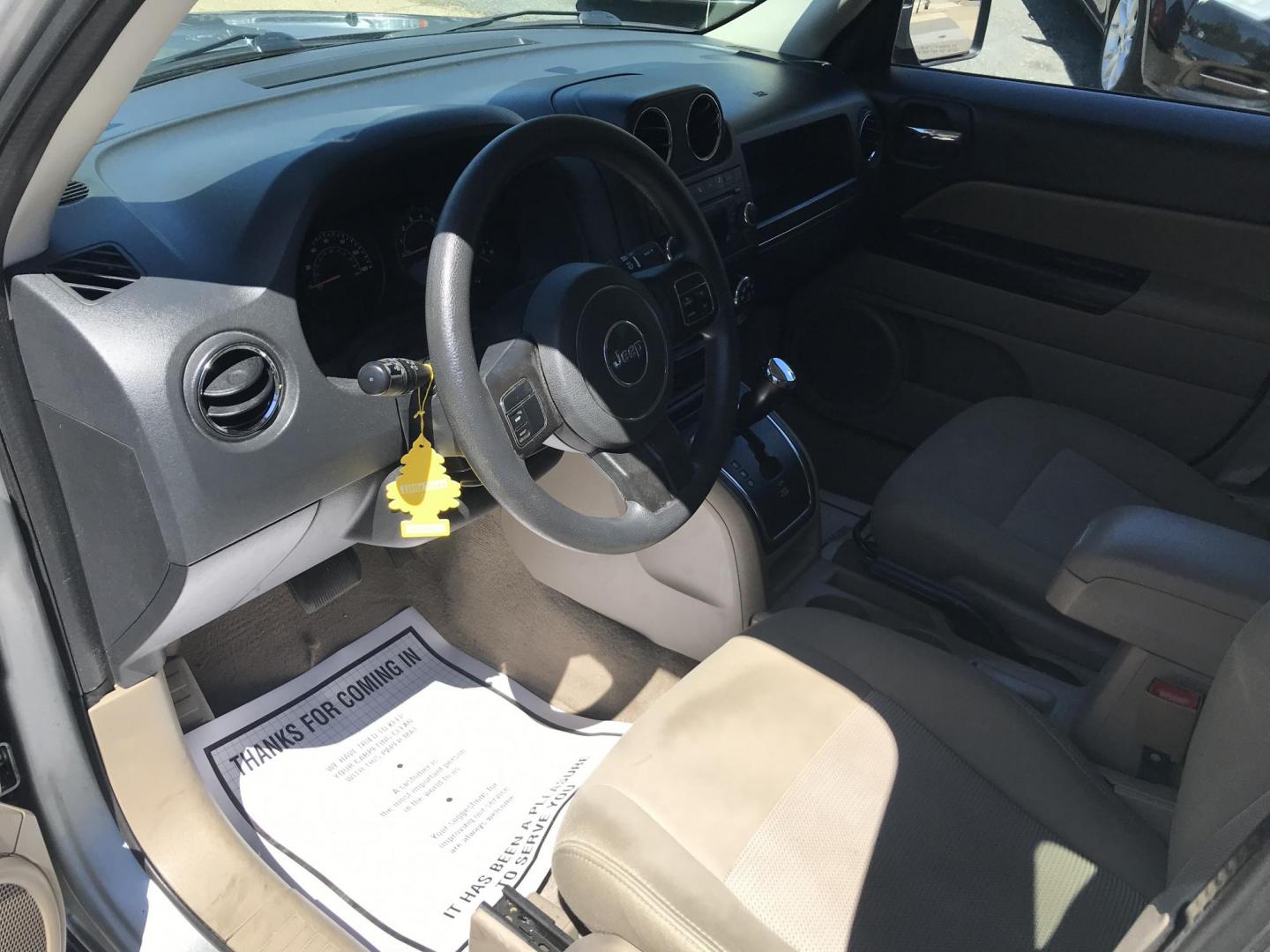 2014 Silver /Beige Jeep Patriot Sport 4WD (1C4NJRBBXED) with an 2.4L L4 DOHC 16V engine, Automatic transmission, located at 577 Chester Pike, Prospect Park, PA, 19076, (610) 237-1015, 39.886154, -75.302338 - 2014 Jeep Patriot: New PA inspection, great on gas, SUPER CLEAN, runs LIKE NEW! This vehicle comes inspected and has been given a bumper to bumper safety check. It is very clean, reliable, and well maintained. We offer a unique pay plan that is known for being the easiest and fastest financing op - Photo#7