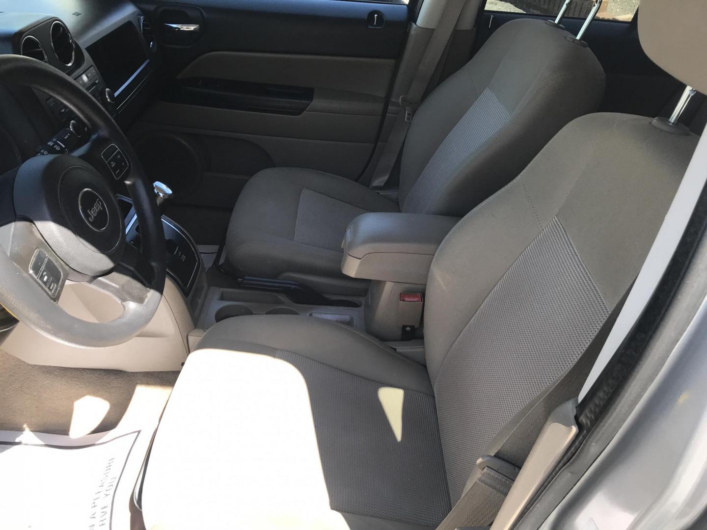 2014 Silver /Beige Jeep Patriot Sport 4WD (1C4NJRBBXED) with an 2.4L L4 DOHC 16V engine, Automatic transmission, located at 577 Chester Pike, Prospect Park, PA, 19076, (610) 237-1015, 39.886154, -75.302338 - 2014 Jeep Patriot: New PA inspection, great on gas, SUPER CLEAN, runs LIKE NEW! This vehicle comes inspected and has been given a bumper to bumper safety check. It is very clean, reliable, and well maintained. We offer a unique pay plan that is known for being the easiest and fastest financing op - Photo#9