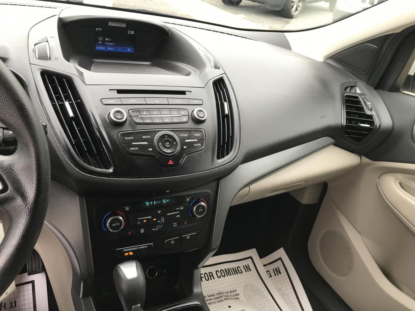 2017 White /Gray Ford Escape SE 4WD (1FMCU9GD6HU) with an 1.5L L4 DOHC 16V engine, 6A transmission, located at 577 Chester Pike, Prospect Park, PA, 19076, (610) 237-1015, 39.886154, -75.302338 - 2017 Ford Escape SE: 4x4, backup camera, new PA inspection, great on gas, SUPER CLEAN, runs LIKE NEW! This vehicle comes inspected and has been given a bumper to bumper safety check. It is very clean, reliable, and well maintained. We offer a unique pay plan that is known for being the easiest an - Photo#12