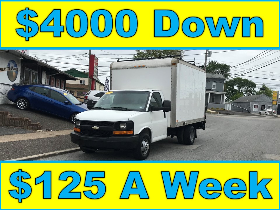 photo of 2012 Chevrolet Express G3500 Box Truck w/ Power Lift
