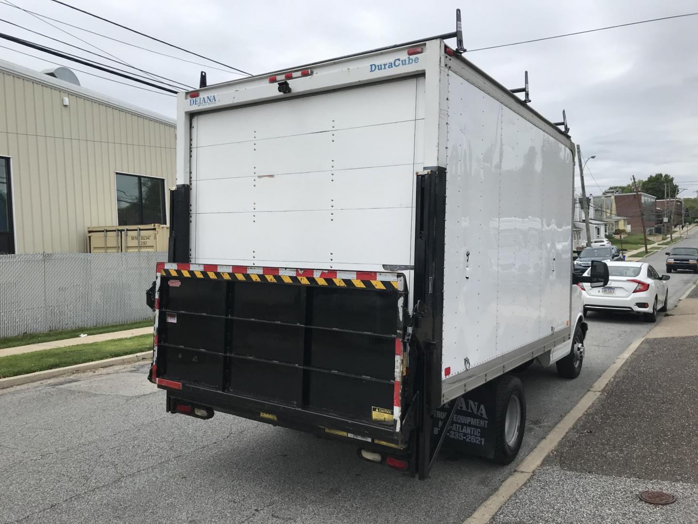 2012 White /Gray Chevrolet Express G3500 (1GB3G2CG2C1) with an 6.0L V8 OHV 16V FFV engine, 6-Speed Automatic transmission, located at 577 Chester Pike, Prospect Park, PA, 19076, (610) 237-1015, 39.886154, -75.302338 - 2012 Chevrolet Express 3500: Only 93k miles, power lift gate, backup camera, runs EXCELLENT! **Dimensions: 11 1/2 ft long, 7 1/2 ft wide, 7ft 3 inch tall** This vehicle comes inspected and has been given a bumper to bumper safety check. It is very clean, reliable, and well maintained. We offer a - Photo#4