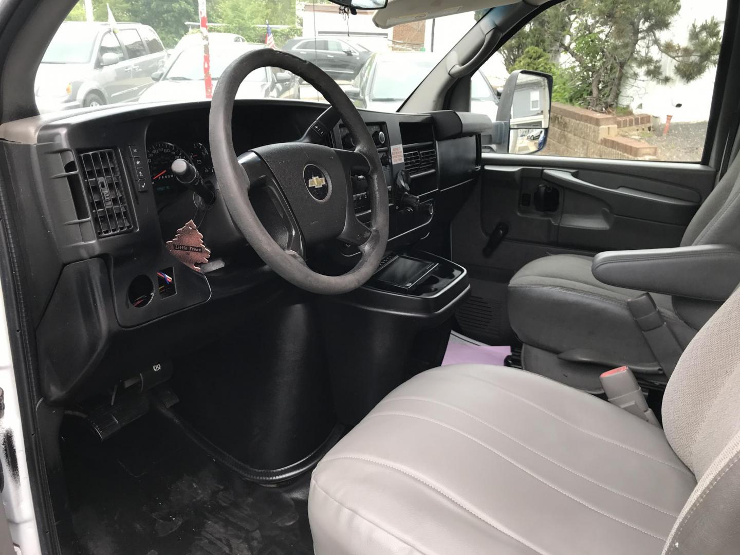 2012 White /Gray Chevrolet Express G3500 (1GB3G2CG2C1) with an 6.0L V8 OHV 16V FFV engine, 6-Speed Automatic transmission, located at 577 Chester Pike, Prospect Park, PA, 19076, (610) 237-1015, 39.886154, -75.302338 - 2012 Chevrolet Express 3500: Only 93k miles, power lift gate, backup camera, runs EXCELLENT! **Dimensions: 11 1/2 ft long, 7 1/2 ft wide, 7ft 3 inch tall** This vehicle comes inspected and has been given a bumper to bumper safety check. It is very clean, reliable, and well maintained. We offer a - Photo#6