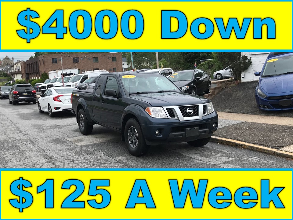 photo of 2017 Nissan Frontier SV King Cab 5AT Desert Runner