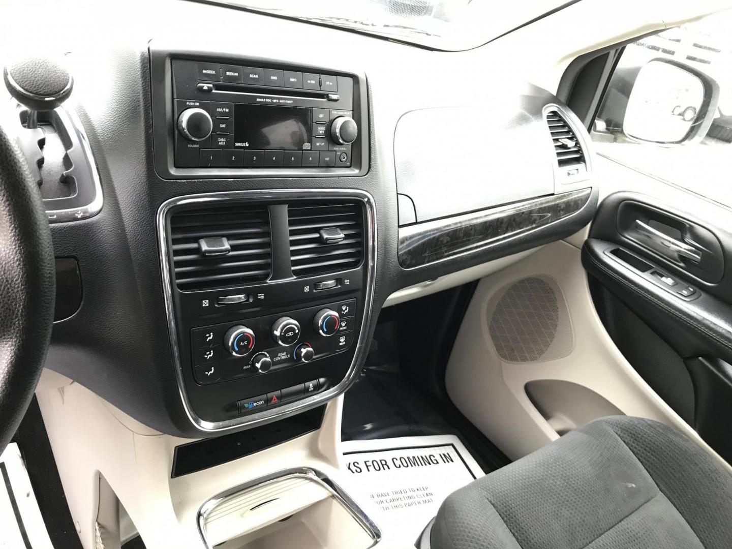 2016 Gray /Gray Dodge Grand Caravan SXT (2C4RDGCG4GR) with an 3.6L V6 DOHC 24V engine, 6A transmission, located at 577 Chester Pike, Prospect Park, PA, 19076, (610) 237-1015, 39.886154, -75.302338 - 2016 Dodge Grand Caravan SXT: Only 102k miles, stow and go seating, great for families, SUPER CLEAN, runs LIKE NEW! This vehicle comes inspected and has been given a bumper to bumper safety check. It is very clean, reliable, and well maintained. We offer a unique pay plan that is known for being - Photo#12
