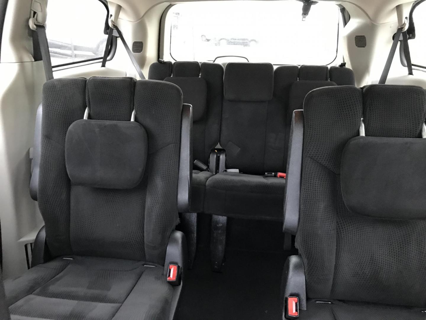 2016 Gray /Gray Dodge Grand Caravan SXT (2C4RDGCG4GR) with an 3.6L V6 DOHC 24V engine, 6A transmission, located at 577 Chester Pike, Prospect Park, PA, 19076, (610) 237-1015, 39.886154, -75.302338 - 2016 Dodge Grand Caravan SXT: Only 102k miles, stow and go seating, great for families, SUPER CLEAN, runs LIKE NEW! This vehicle comes inspected and has been given a bumper to bumper safety check. It is very clean, reliable, and well maintained. We offer a unique pay plan that is known for being - Photo#15