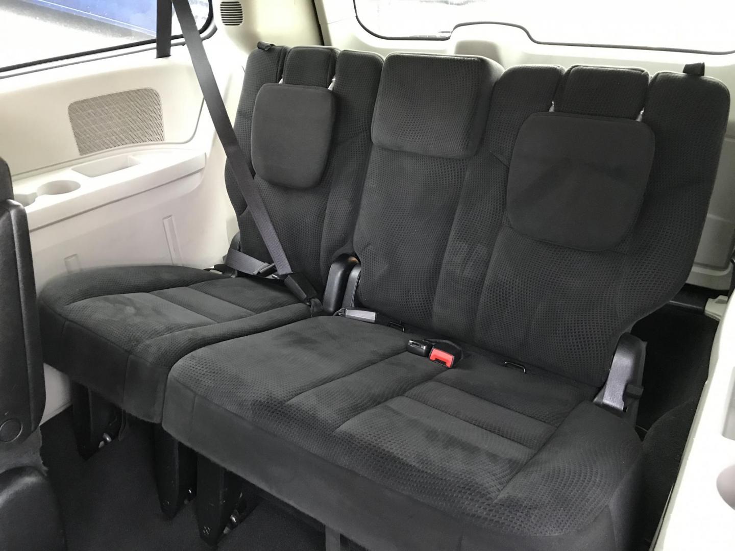 2016 Gray /Gray Dodge Grand Caravan SXT (2C4RDGCG4GR) with an 3.6L V6 DOHC 24V engine, 6A transmission, located at 577 Chester Pike, Prospect Park, PA, 19076, (610) 237-1015, 39.886154, -75.302338 - 2016 Dodge Grand Caravan SXT: Only 102k miles, stow and go seating, great for families, SUPER CLEAN, runs LIKE NEW! This vehicle comes inspected and has been given a bumper to bumper safety check. It is very clean, reliable, and well maintained. We offer a unique pay plan that is known for being - Photo#17
