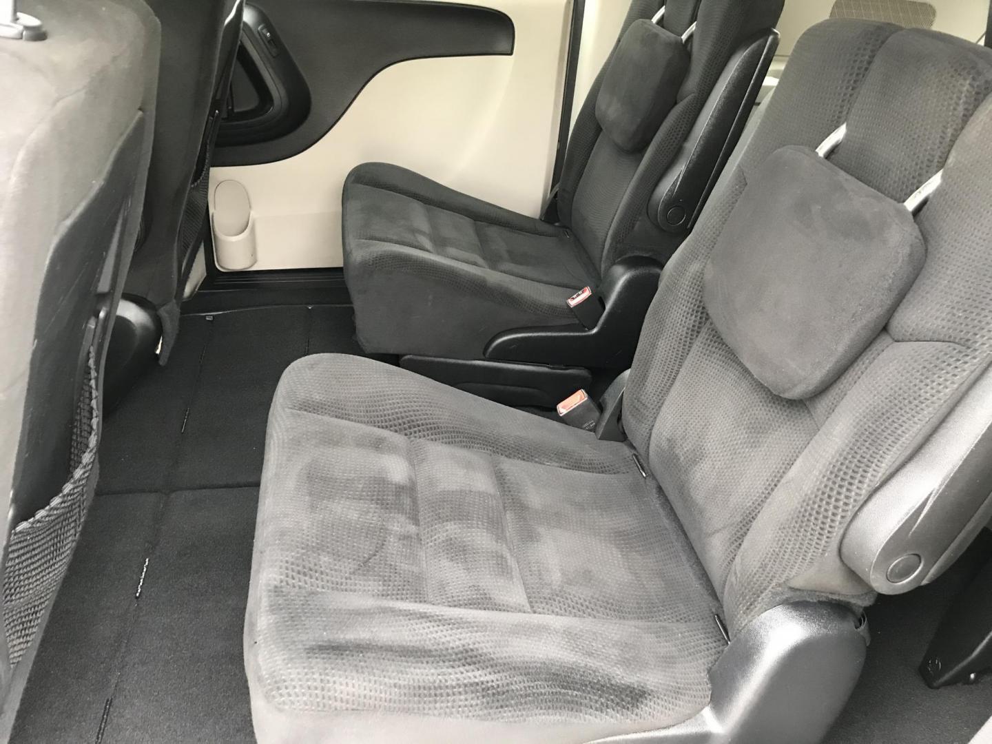 2016 Gray /Gray Dodge Grand Caravan SXT (2C4RDGCG4GR) with an 3.6L V6 DOHC 24V engine, 6A transmission, located at 577 Chester Pike, Prospect Park, PA, 19076, (610) 237-1015, 39.886154, -75.302338 - 2016 Dodge Grand Caravan SXT: Only 102k miles, stow and go seating, great for families, SUPER CLEAN, runs LIKE NEW! This vehicle comes inspected and has been given a bumper to bumper safety check. It is very clean, reliable, and well maintained. We offer a unique pay plan that is known for being - Photo#16