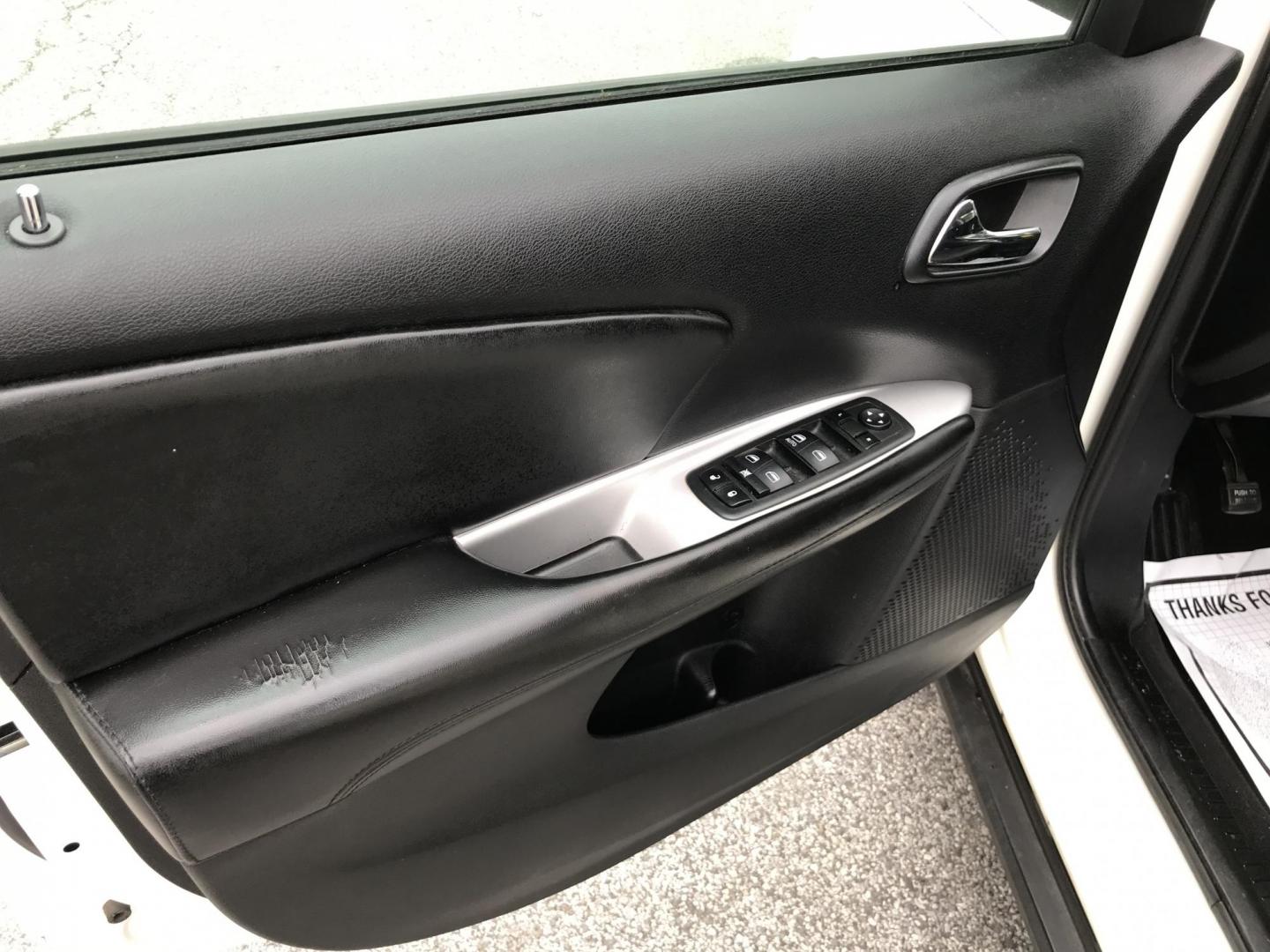 2013 White /Gray Dodge Journey SE (3C4PDCAB5DT) with an 2.4L L4 DOHC 16V engine, 4-Speed Automatic transmission, located at 577 Chester Pike, Prospect Park, PA, 19076, (610) 237-1015, 39.886154, -75.302338 - 2013 Dodge Journey: Only 114k miles, 3rd row seating, new PA inspection, RUNS LIKE NEW! This vehicle comes inspected and has been given a bumper to bumper safety check. It is very clean, reliable, and well maintained. We offer a unique pay plan that is known for being the easiest and fastest fina - Photo#7