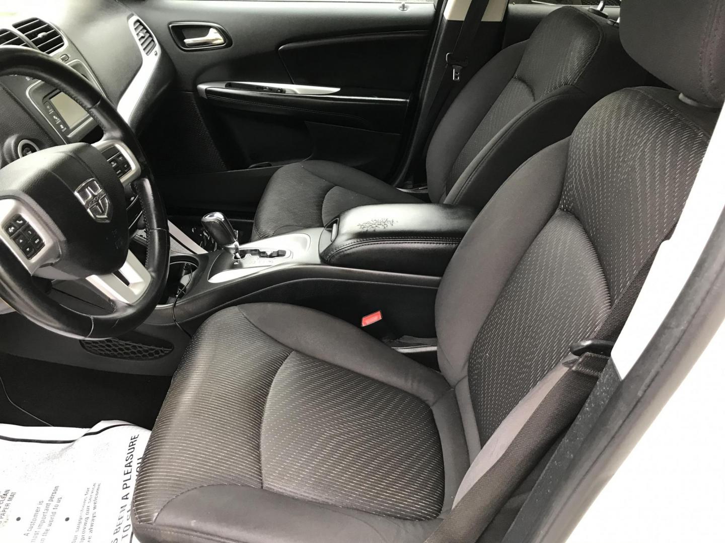 2013 White /Gray Dodge Journey SE (3C4PDCAB5DT) with an 2.4L L4 DOHC 16V engine, 4-Speed Automatic transmission, located at 577 Chester Pike, Prospect Park, PA, 19076, (610) 237-1015, 39.886154, -75.302338 - 2013 Dodge Journey: Only 114k miles, 3rd row seating, new PA inspection, RUNS LIKE NEW! This vehicle comes inspected and has been given a bumper to bumper safety check. It is very clean, reliable, and well maintained. We offer a unique pay plan that is known for being the easiest and fastest fina - Photo#8