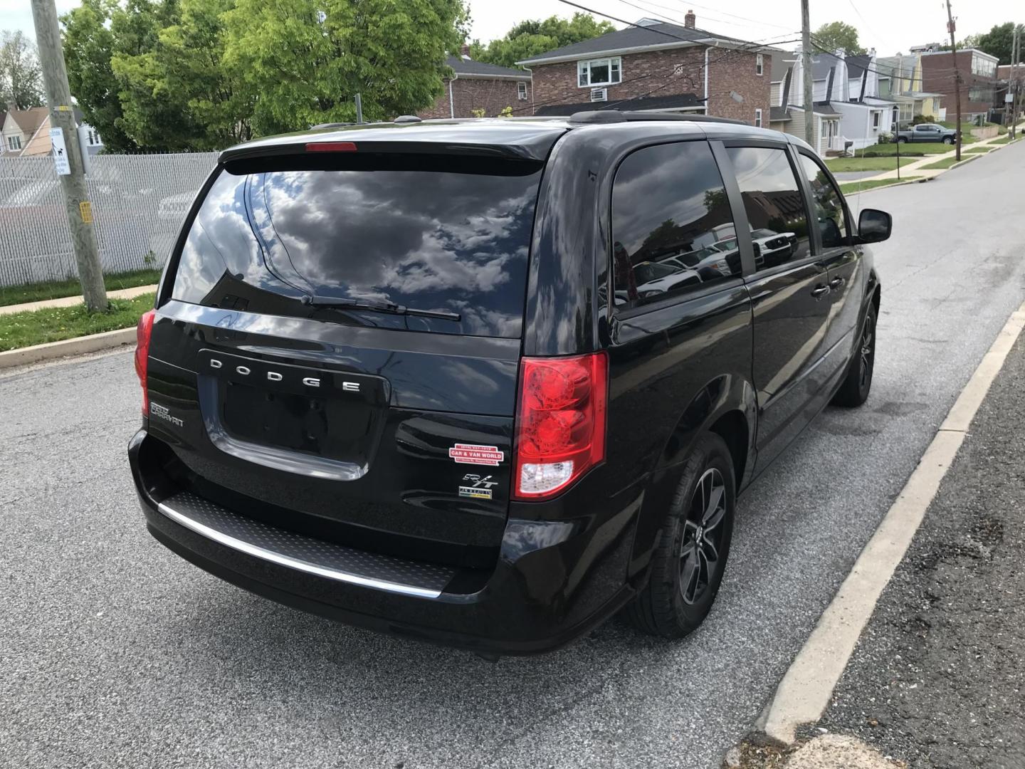 2016 Black /Black Dodge Grand Caravan R/T (2C4RDGEG7GR) with an 3.6L V6 DOHC 24V engine, 6A transmission, located at 577 Chester Pike, Prospect Park, PA, 19076, (610) 237-1015, 39.886154, -75.302338 - 2016 Dodge Grand Caravan R/T: Backup camera, stow and go seating, new PA inspection, SUPER CLEAN, runs LIKE NEW! This vehicle comes inspected and has been given a bumper to bumper safety check. It is very clean, reliable, and well maintained. We offer a unique pay plan that is known for being the - Photo#4