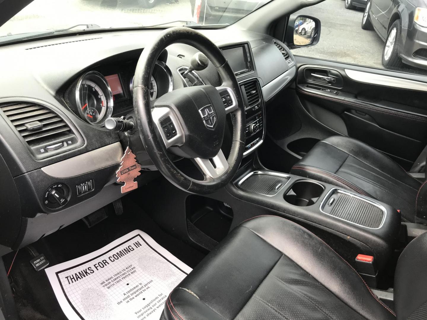 2016 Black /Black Dodge Grand Caravan R/T (2C4RDGEG7GR) with an 3.6L V6 DOHC 24V engine, 6A transmission, located at 577 Chester Pike, Prospect Park, PA, 19076, (610) 237-1015, 39.886154, -75.302338 - 2016 Dodge Grand Caravan R/T: Backup camera, stow and go seating, new PA inspection, SUPER CLEAN, runs LIKE NEW! This vehicle comes inspected and has been given a bumper to bumper safety check. It is very clean, reliable, and well maintained. We offer a unique pay plan that is known for being the - Photo#11