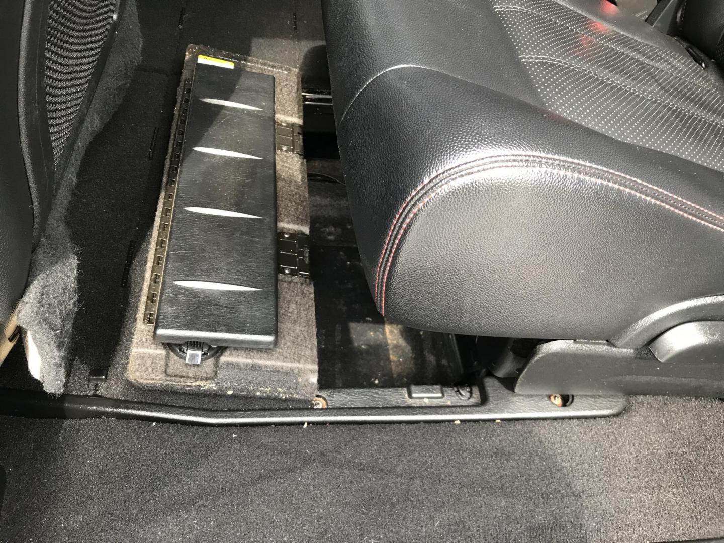 2016 Black /Black Dodge Grand Caravan R/T (2C4RDGEG7GR) with an 3.6L V6 DOHC 24V engine, 6A transmission, located at 577 Chester Pike, Prospect Park, PA, 19076, (610) 237-1015, 39.886154, -75.302338 - 2016 Dodge Grand Caravan R/T: Backup camera, stow and go seating, new PA inspection, SUPER CLEAN, runs LIKE NEW! This vehicle comes inspected and has been given a bumper to bumper safety check. It is very clean, reliable, and well maintained. We offer a unique pay plan that is known for being the - Photo#20