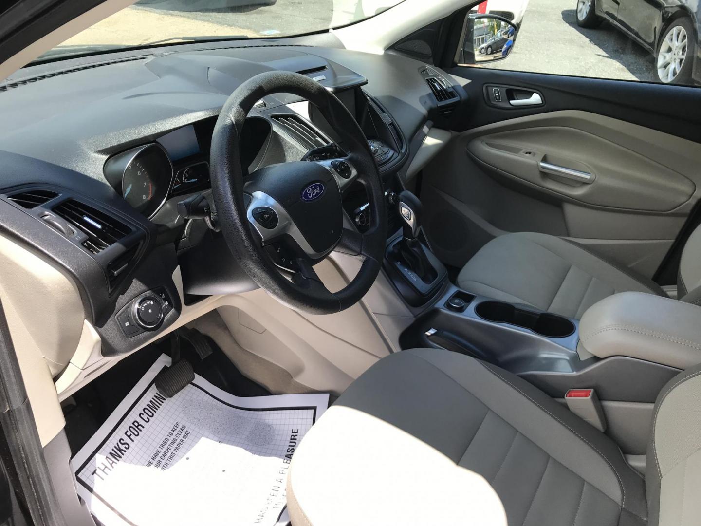 2015 Black /Gray Ford Escape SE 4WD (1FMCU9GX7FU) with an 1.6L L4 DOHC 16V engine, 6-Speed Automatic transmission, located at 577 Chester Pike, Prospect Park, PA, 19076, (610) 237-1015, 39.886154, -75.302338 - 2015 Ford Escape SE: Only 79k miles, 4x4, navigation system, backup camera, SUPER CLEAN, runs LIKE NEW! This vehicle comes inspected and has been given a bumper to bumper safety check. It is very clean, reliable, and well maintained. We offer a unique pay plan that is known for being the easiest - Photo#10