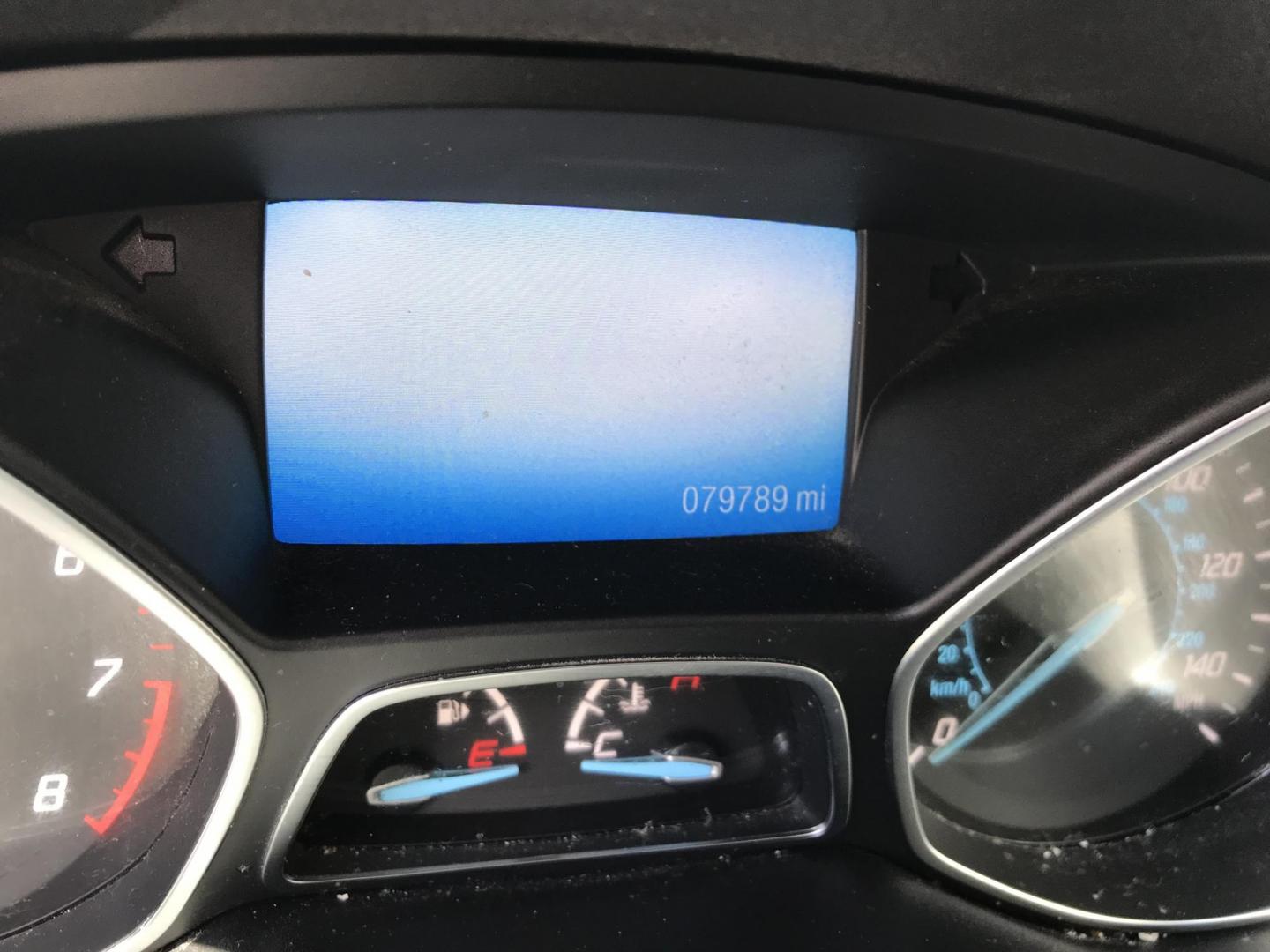 2015 Black /Gray Ford Escape SE 4WD (1FMCU9GX7FU) with an 1.6L L4 DOHC 16V engine, 6-Speed Automatic transmission, located at 577 Chester Pike, Prospect Park, PA, 19076, (610) 237-1015, 39.886154, -75.302338 - 2015 Ford Escape SE: Only 79k miles, 4x4, navigation system, backup camera, SUPER CLEAN, runs LIKE NEW! This vehicle comes inspected and has been given a bumper to bumper safety check. It is very clean, reliable, and well maintained. We offer a unique pay plan that is known for being the easiest - Photo#15
