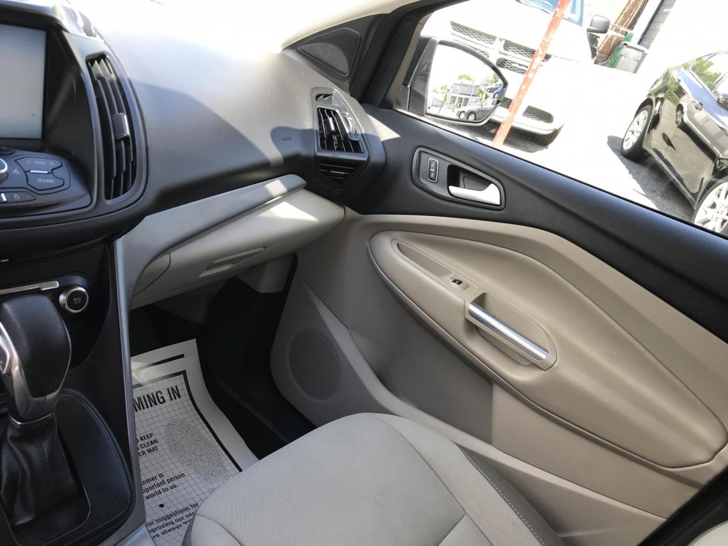 2015 Black /Gray Ford Escape SE 4WD (1FMCU9GX7FU) with an 1.6L L4 DOHC 16V engine, 6-Speed Automatic transmission, located at 577 Chester Pike, Prospect Park, PA, 19076, (610) 237-1015, 39.886154, -75.302338 - 2015 Ford Escape SE: Only 79k miles, 4x4, navigation system, backup camera, SUPER CLEAN, runs LIKE NEW! This vehicle comes inspected and has been given a bumper to bumper safety check. It is very clean, reliable, and well maintained. We offer a unique pay plan that is known for being the easiest - Photo#14