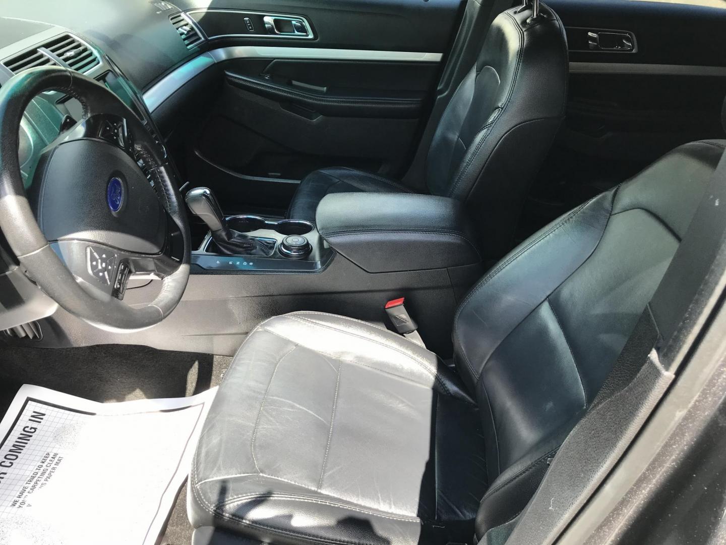 2016 Gray /Black Ford Explorer XLT 4WD (1FM5K8D80GG) with an 3.5L V6 DOHC 24V engine, 6-Speed Automatic transmission, located at 577 Chester Pike, Prospect Park, PA, 19076, (610) 237-1015, 39.886154, -75.302338 - 2016 Ford Explorer XLT: 3rd row seating, 4x4, backup camera, new PA inspection, SUPER CLEAN, runs LIKE NEW! This vehicle comes inspected and has been given a bumper to bumper safety check. It is very clean, reliable, and well maintained. We offer a unique pay plan that is known for being the easi - Photo#9