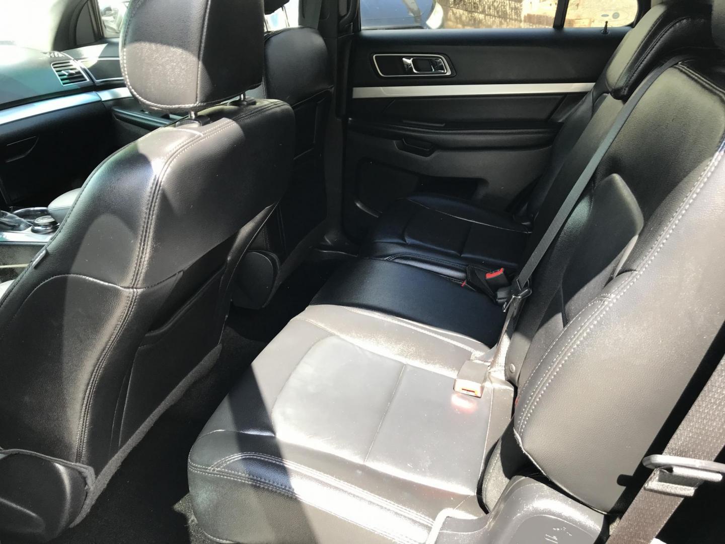 2016 Gray /Black Ford Explorer XLT 4WD (1FM5K8D80GG) with an 3.5L V6 DOHC 24V engine, 6-Speed Automatic transmission, located at 577 Chester Pike, Prospect Park, PA, 19076, (610) 237-1015, 39.886154, -75.302338 - 2016 Ford Explorer XLT: 3rd row seating, 4x4, backup camera, new PA inspection, SUPER CLEAN, runs LIKE NEW! This vehicle comes inspected and has been given a bumper to bumper safety check. It is very clean, reliable, and well maintained. We offer a unique pay plan that is known for being the easi - Photo#17