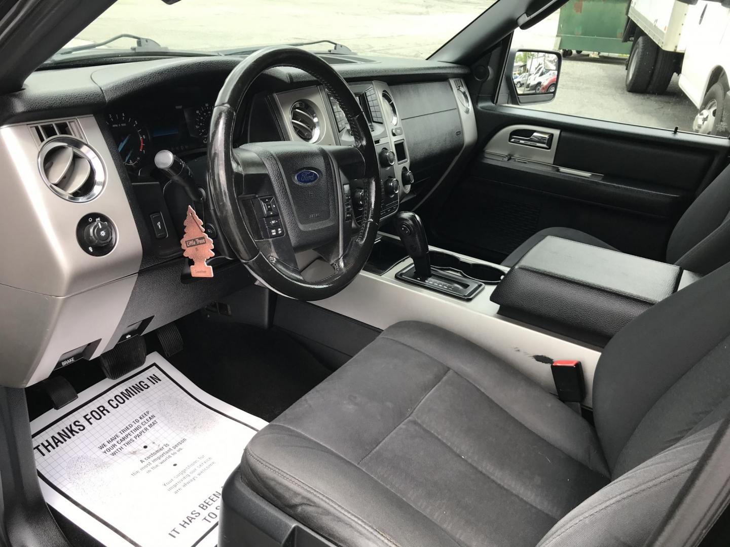 2017 Black /Black Ford Expedition XLT 4WD (1FMJU1JT2HE) with an 3.5L V6 DOHC 24V FFV engine, 6A transmission, located at 577 Chester Pike, Prospect Park, PA, 19076, (610) 237-1015, 39.886154, -75.302338 - 2017 Ford Expedition XLT: Sunroof, 3rd row seating, 4x4, backup camera, new PA inspection, SUPER CLEAN, runs LIKE NEW! This vehicle comes inspected and has been given a bumper to bumper safety check. It is very clean, reliable, and well maintained. We offer a unique pay plan that is known for bei - Photo#8