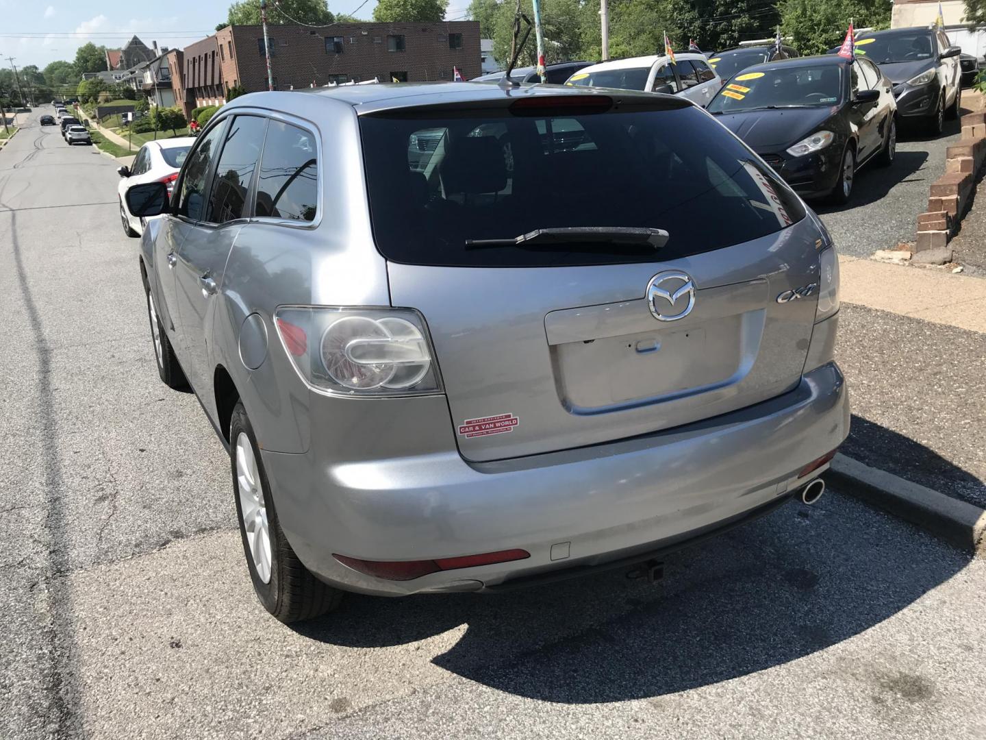 2011 Silver Mazda CX-7 i Sport (JM3ER2B51B0) with an 2.5L L4 DOHC 16V engine, 5-Speed Automatic transmission, located at 577 Chester Pike, Prospect Park, PA, 19076, (610) 237-1015, 39.886154, -75.302338 - 2011 Mazda CX-7: Sunroof, backup camera, new PA inspection, SUPER CLEAN, runs LIKE NEW! This vehicle comes inspected and has been given a bumper to bumper safety check. It is very clean, reliable, and well maintained. We offer a unique pay plan that is known for being the easiest and fastest fina - Photo#5