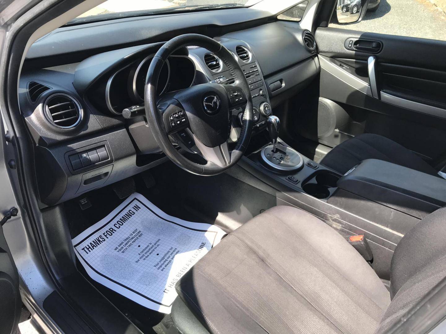 2011 Silver Mazda CX-7 i Sport (JM3ER2B51B0) with an 2.5L L4 DOHC 16V engine, 5-Speed Automatic transmission, located at 577 Chester Pike, Prospect Park, PA, 19076, (610) 237-1015, 39.886154, -75.302338 - 2011 Mazda CX-7: Sunroof, backup camera, new PA inspection, SUPER CLEAN, runs LIKE NEW! This vehicle comes inspected and has been given a bumper to bumper safety check. It is very clean, reliable, and well maintained. We offer a unique pay plan that is known for being the easiest and fastest fina - Photo#8